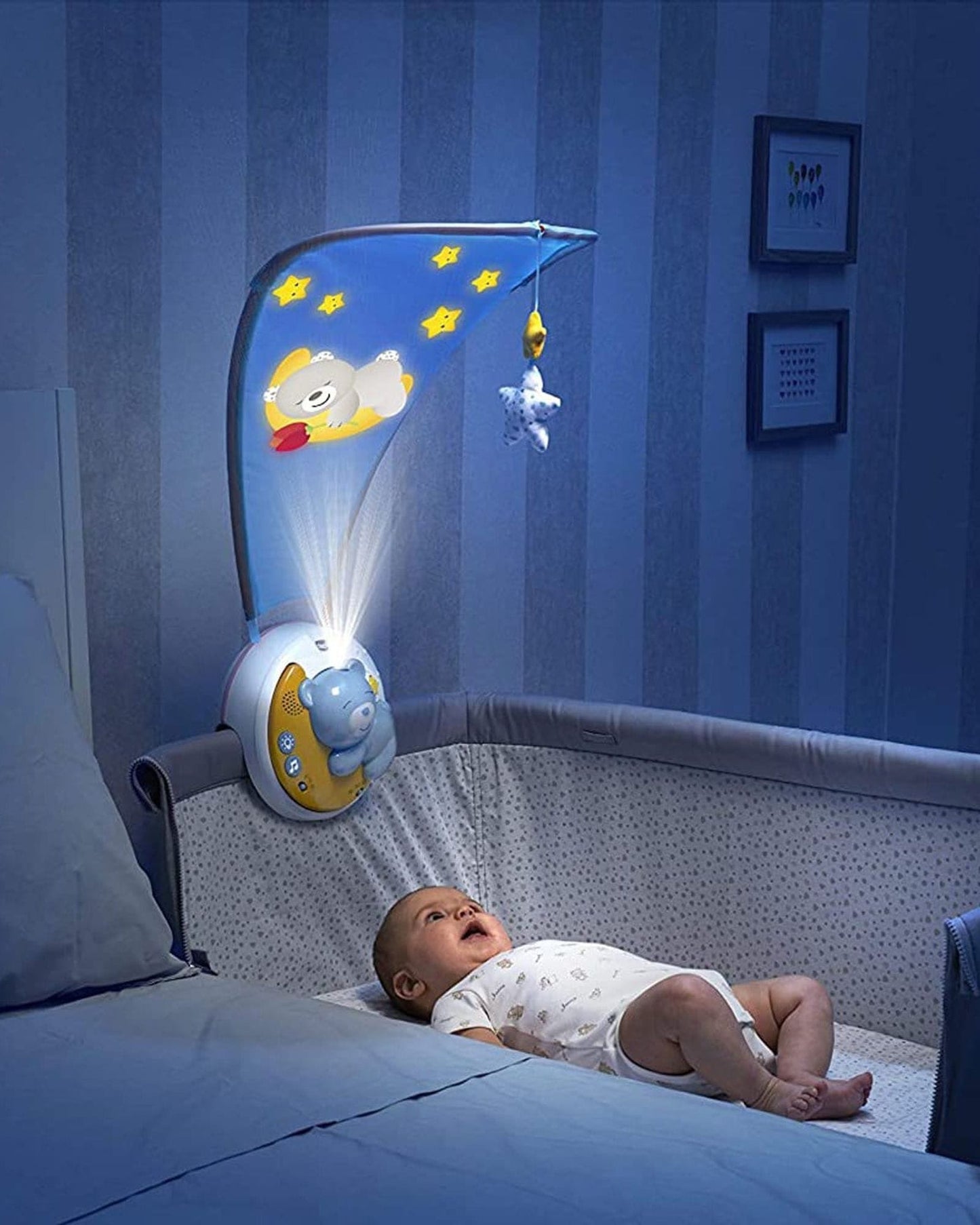 CHICCO NEXT2DREAMS COT MOBILE 0M+ BLUE