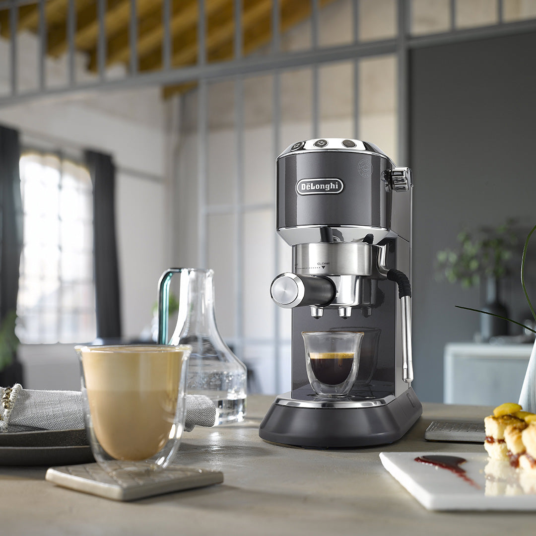 De'Longhi Dedica Arte Espresso Machine - MyLatteArt Milk