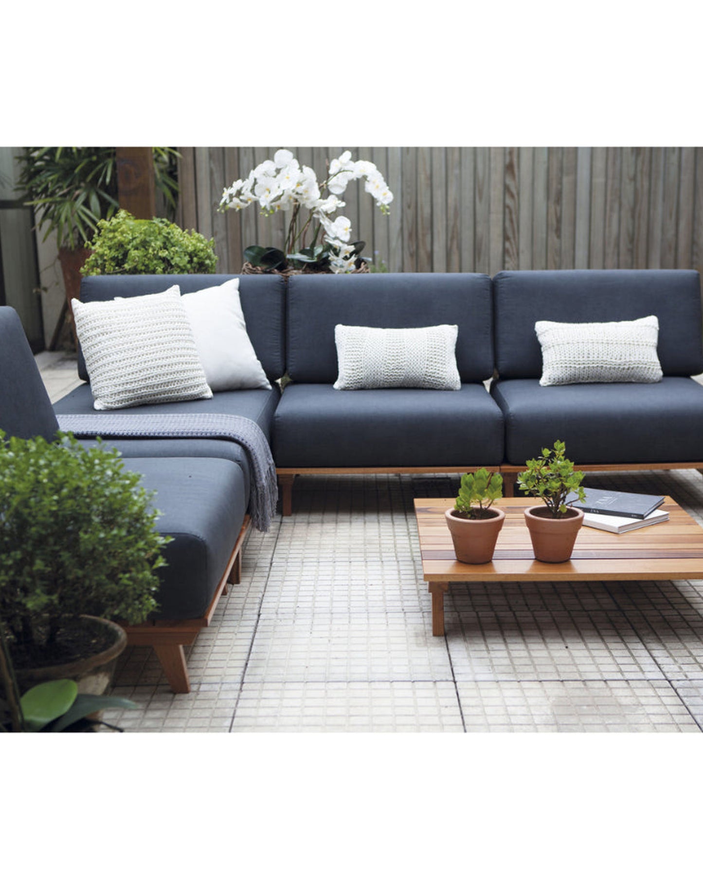 Tramontina Sofa Module