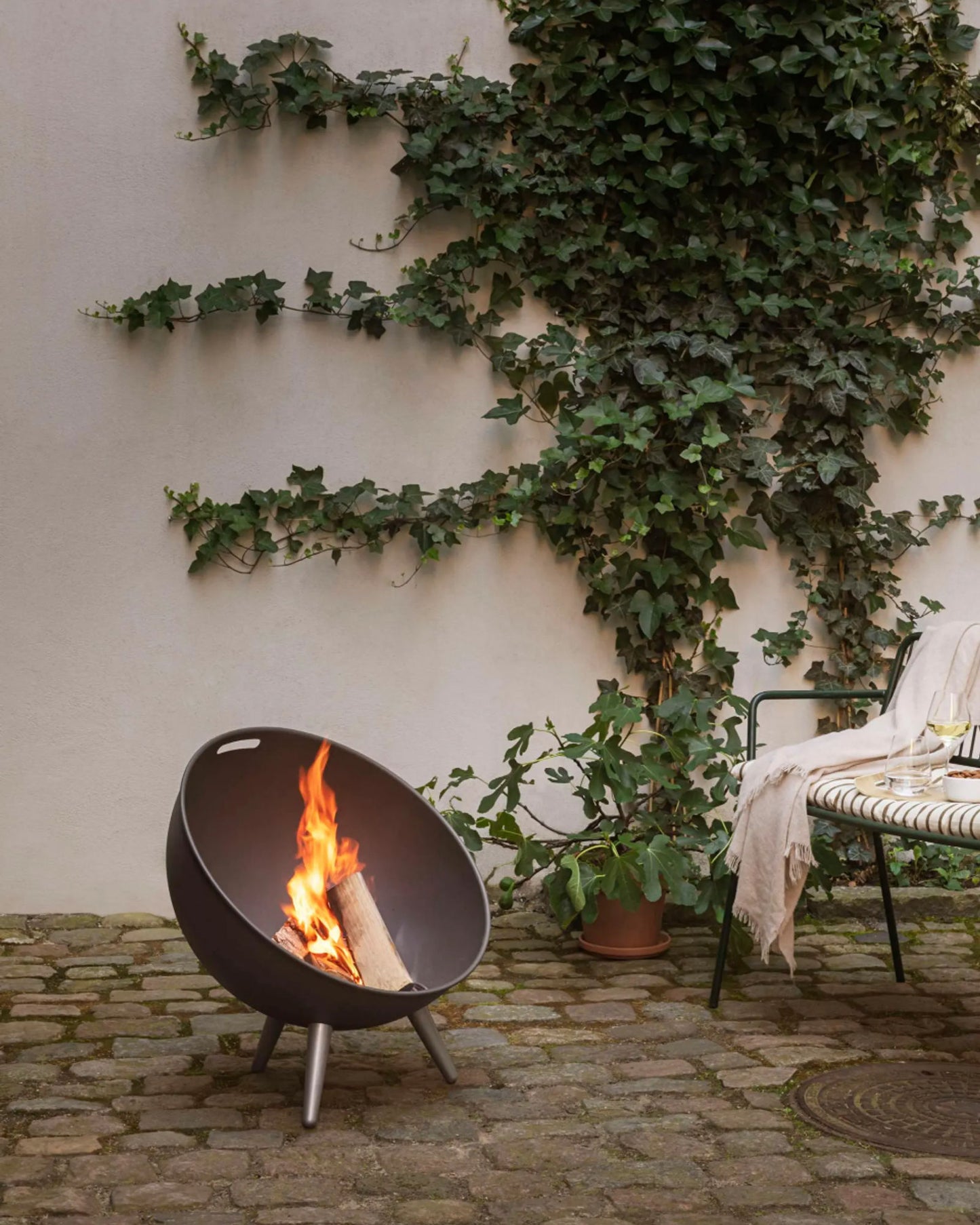 Eva Solo 571099 FireGlobe fireplace