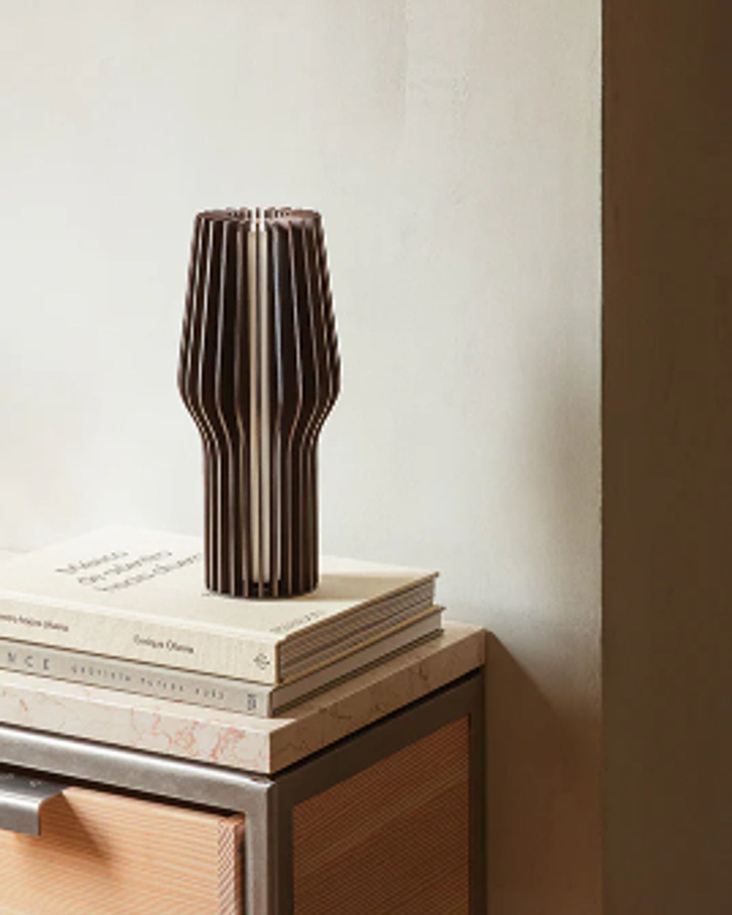 Eva Solo 571382 Radiant LED Battery Lamp  Smoked