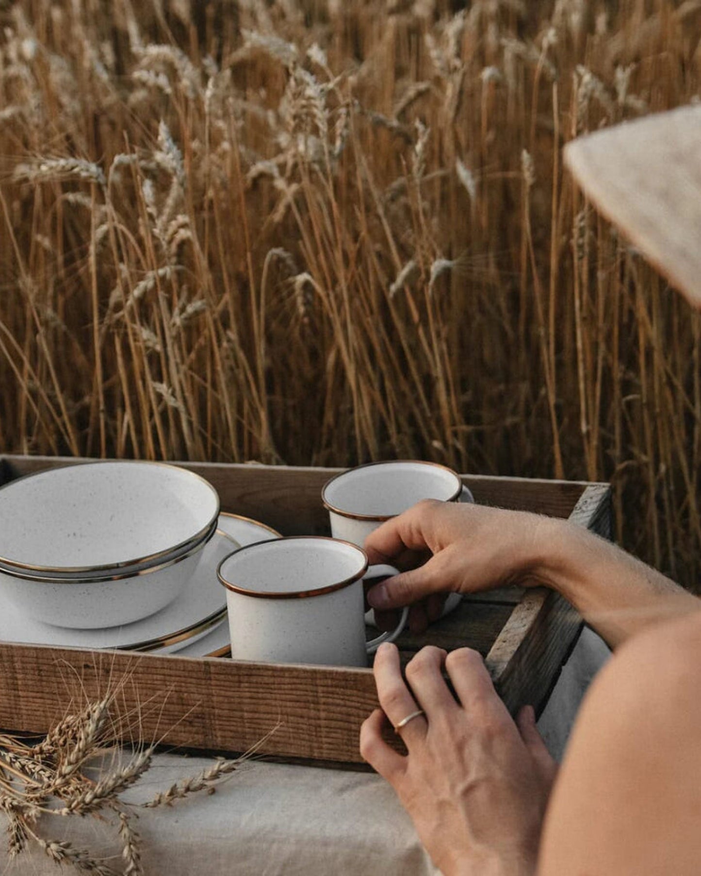 BareBones - Enamel Plate Eggshell - set of 2