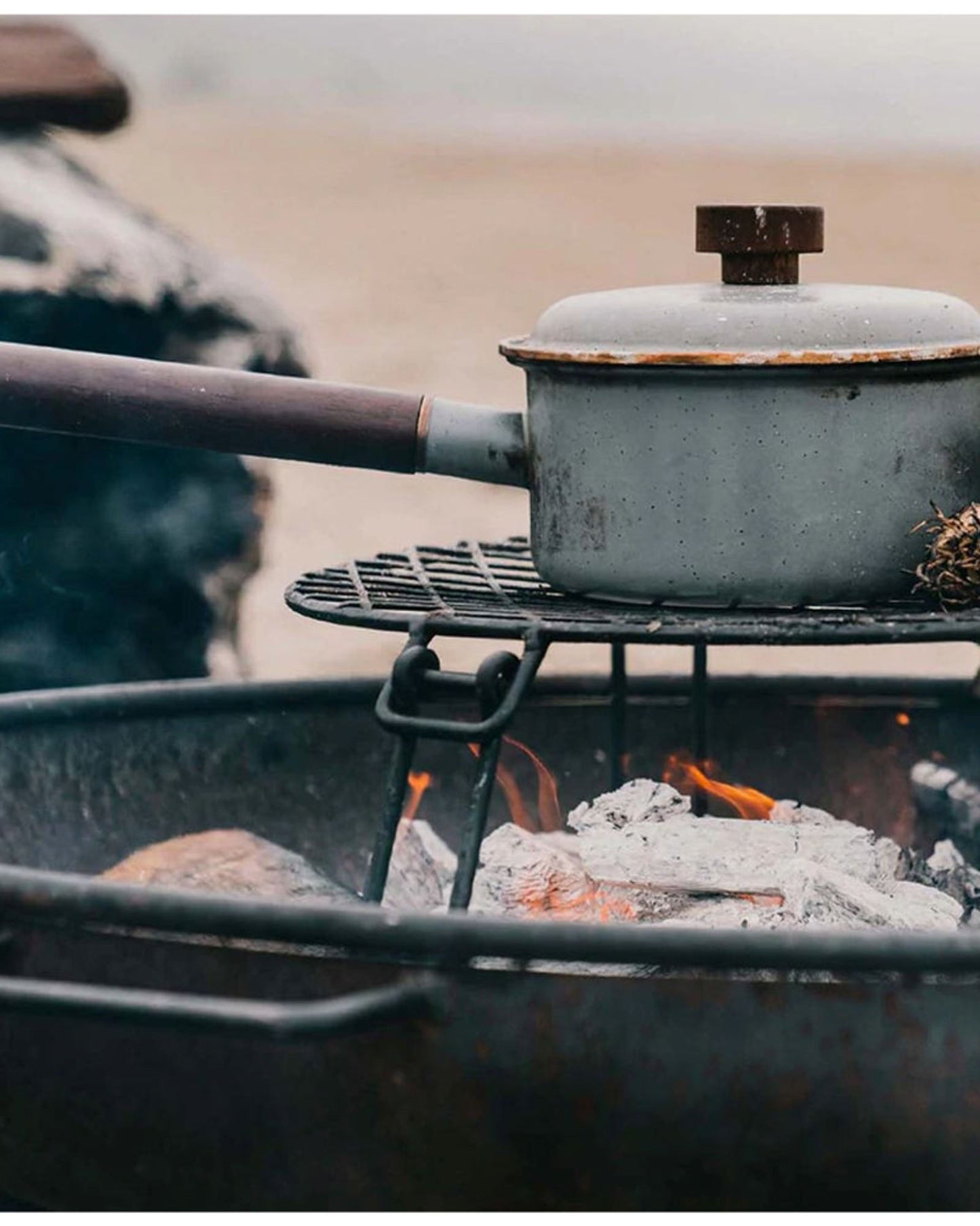 BareBones - Enamel Saucepan Eggshell