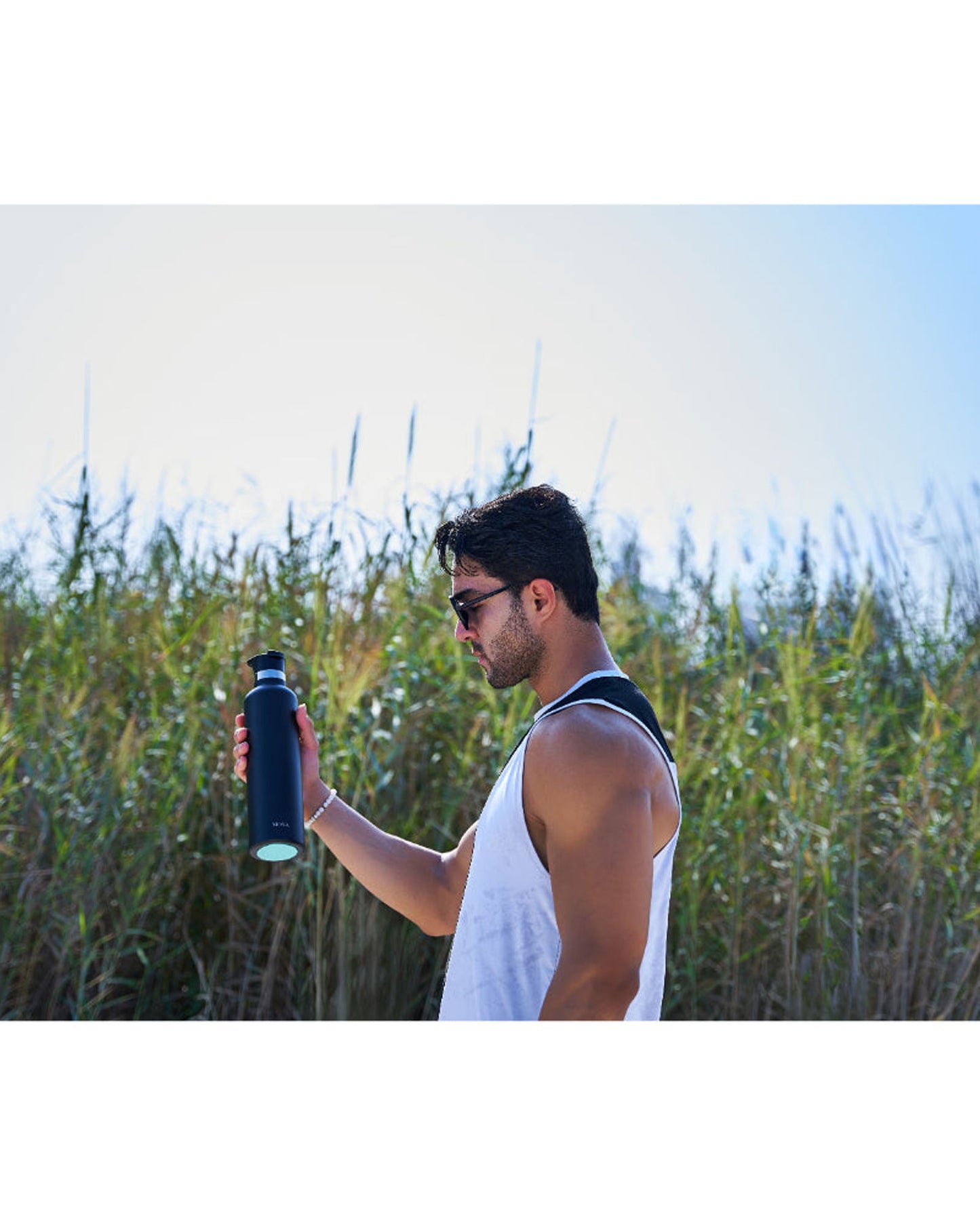 Moya "Coral Reef" 1L Insulated Sustainable Water Bottle Black