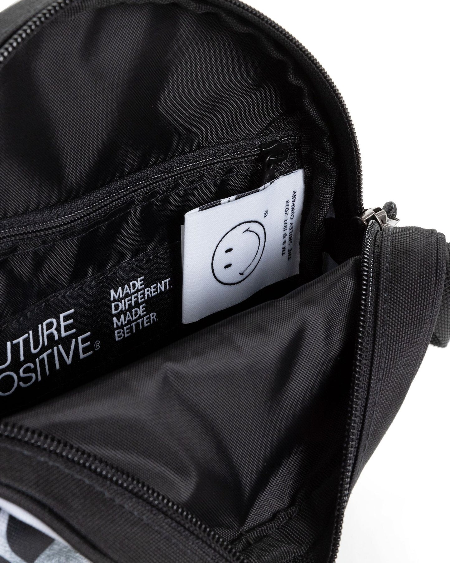 Eastpak Ada Smiley Yy Placed Small Crossbody Bag