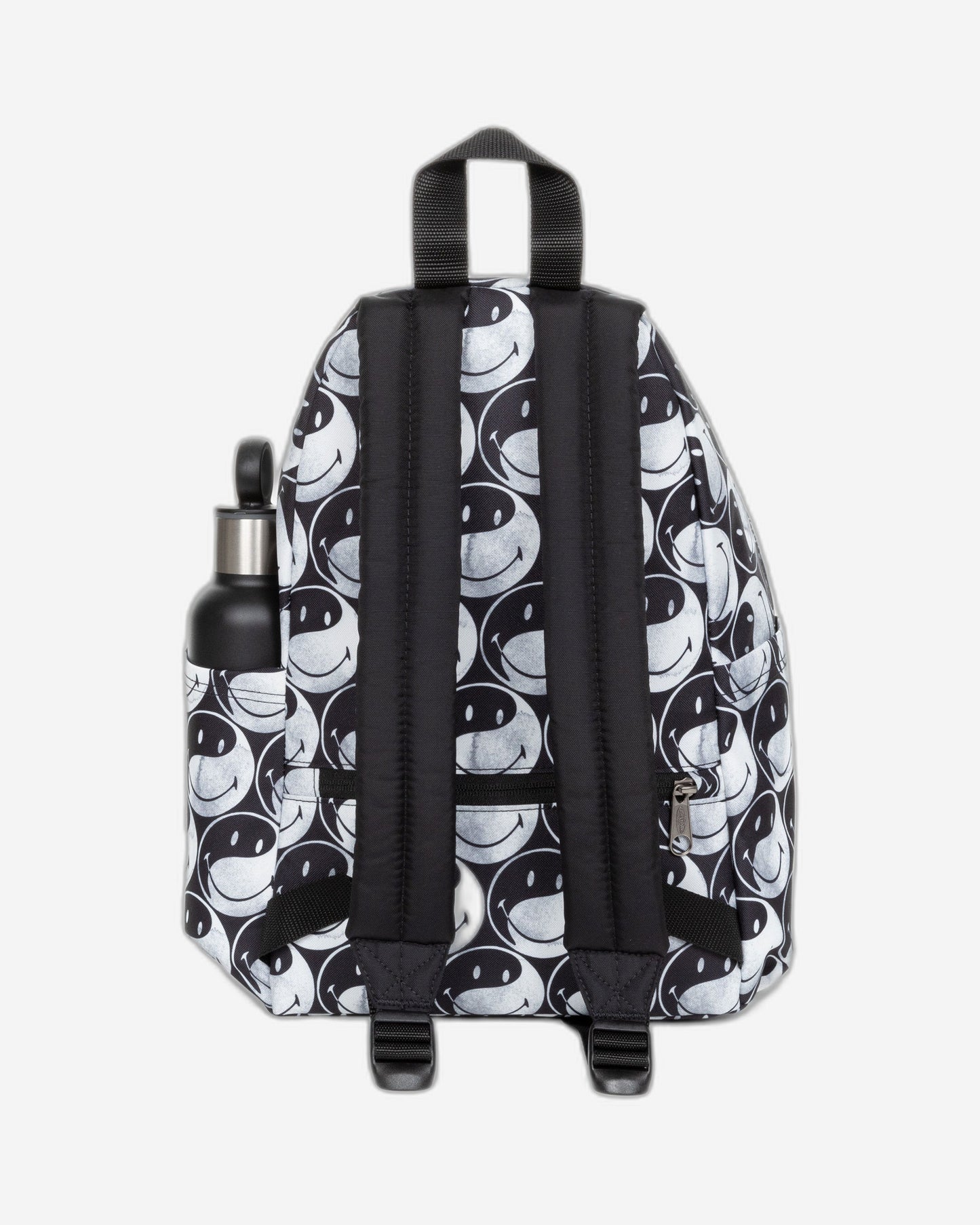 حقيبة ظهر إيستباك داي باك إس سمايلي واي واي سوداء