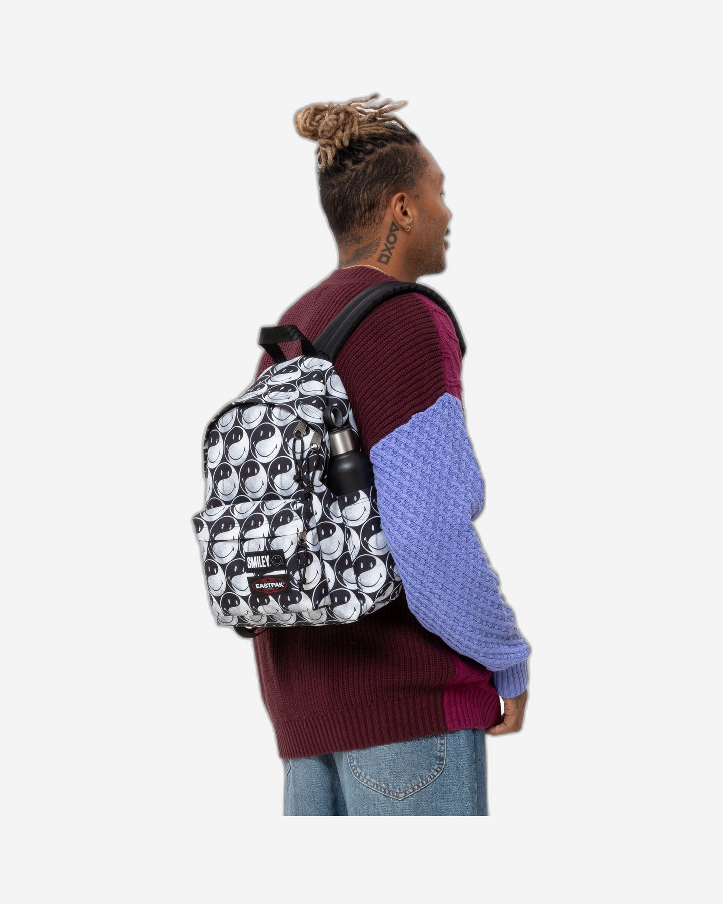 حقيبة ظهر إيستباك داي باك إس سمايلي واي واي سوداء