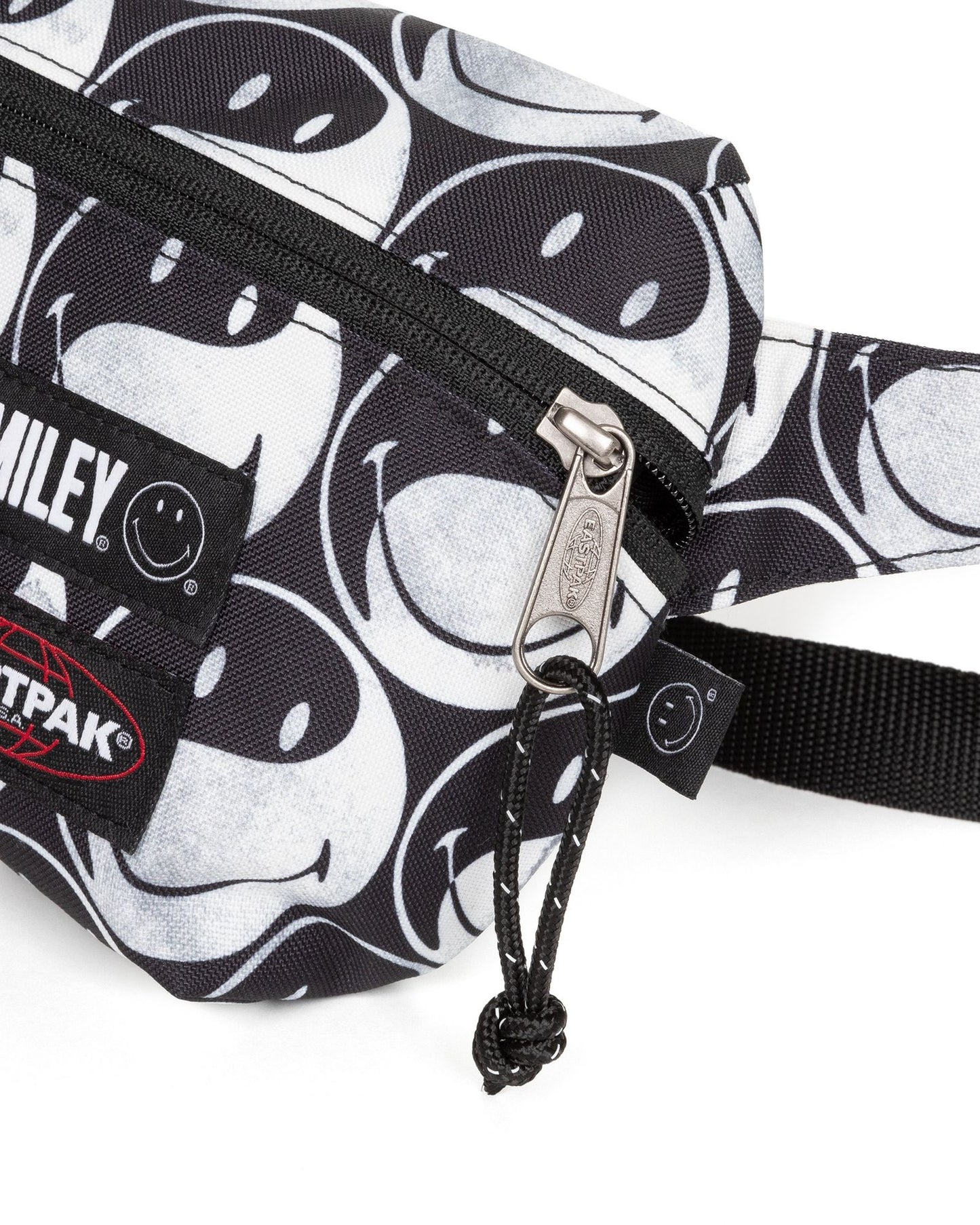 Eastpak Sommar Smiley Yy Black Medium Waistbag - EK0A5BG65K21