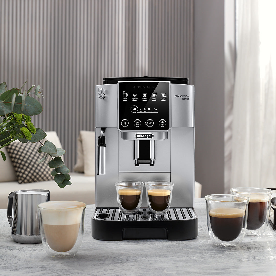 De'Longhi ماكينة تحضير القهوة الأوتوماتيكية بالكامل ECAM220.31.SB من ماجنيفيكا ستارت