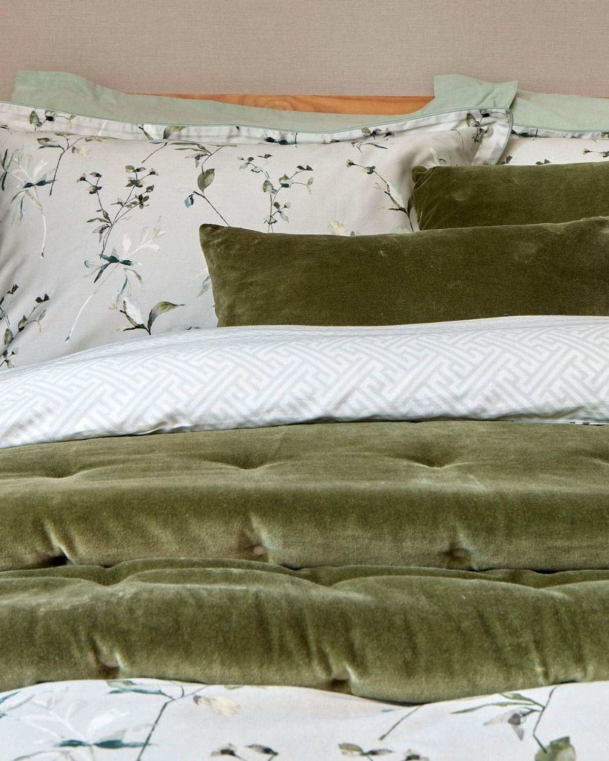 Christy Hampton Bedspread Jade