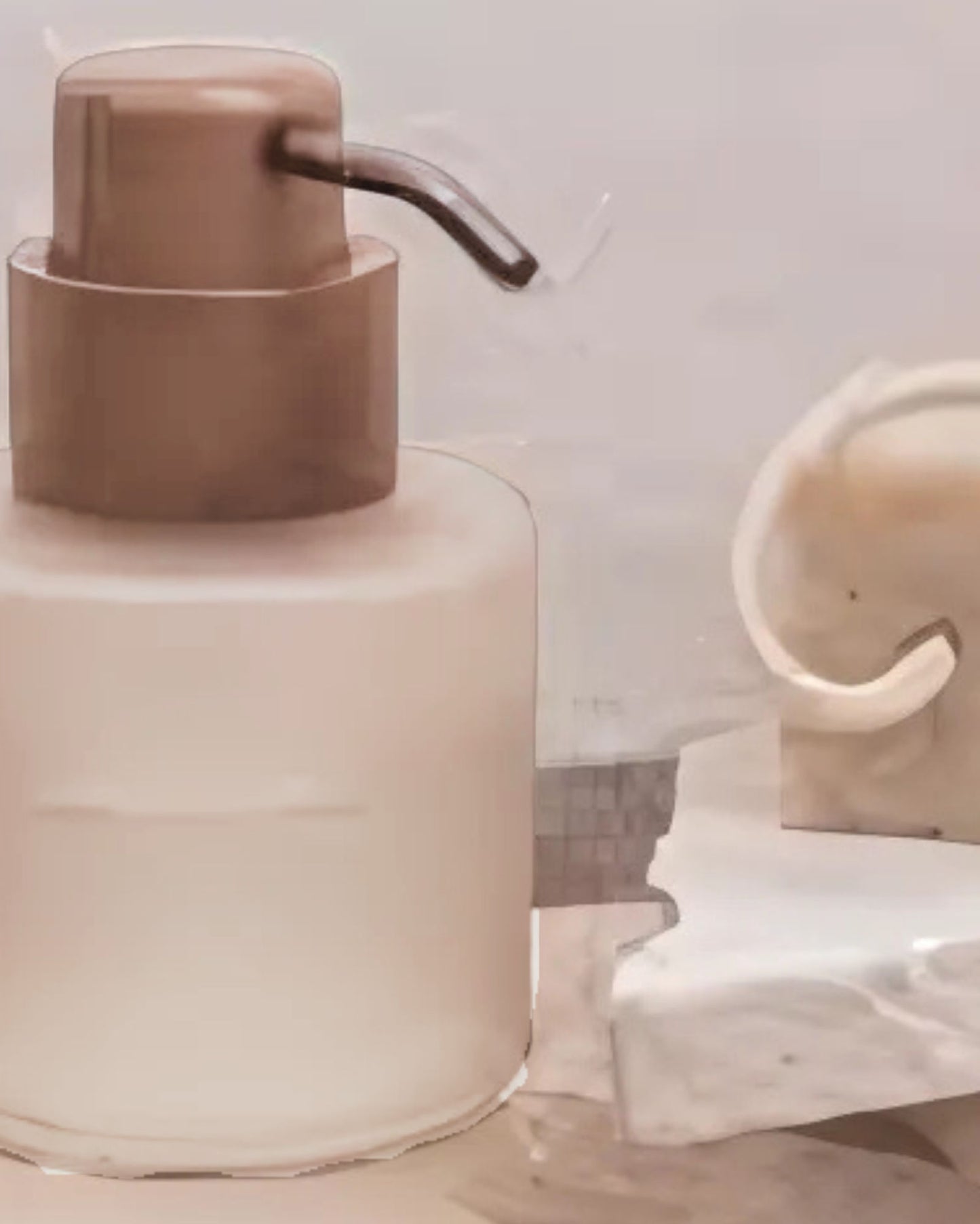 Mette Ditmer "Modest Glass" Bathroom Accessories in Kit (Taupe)