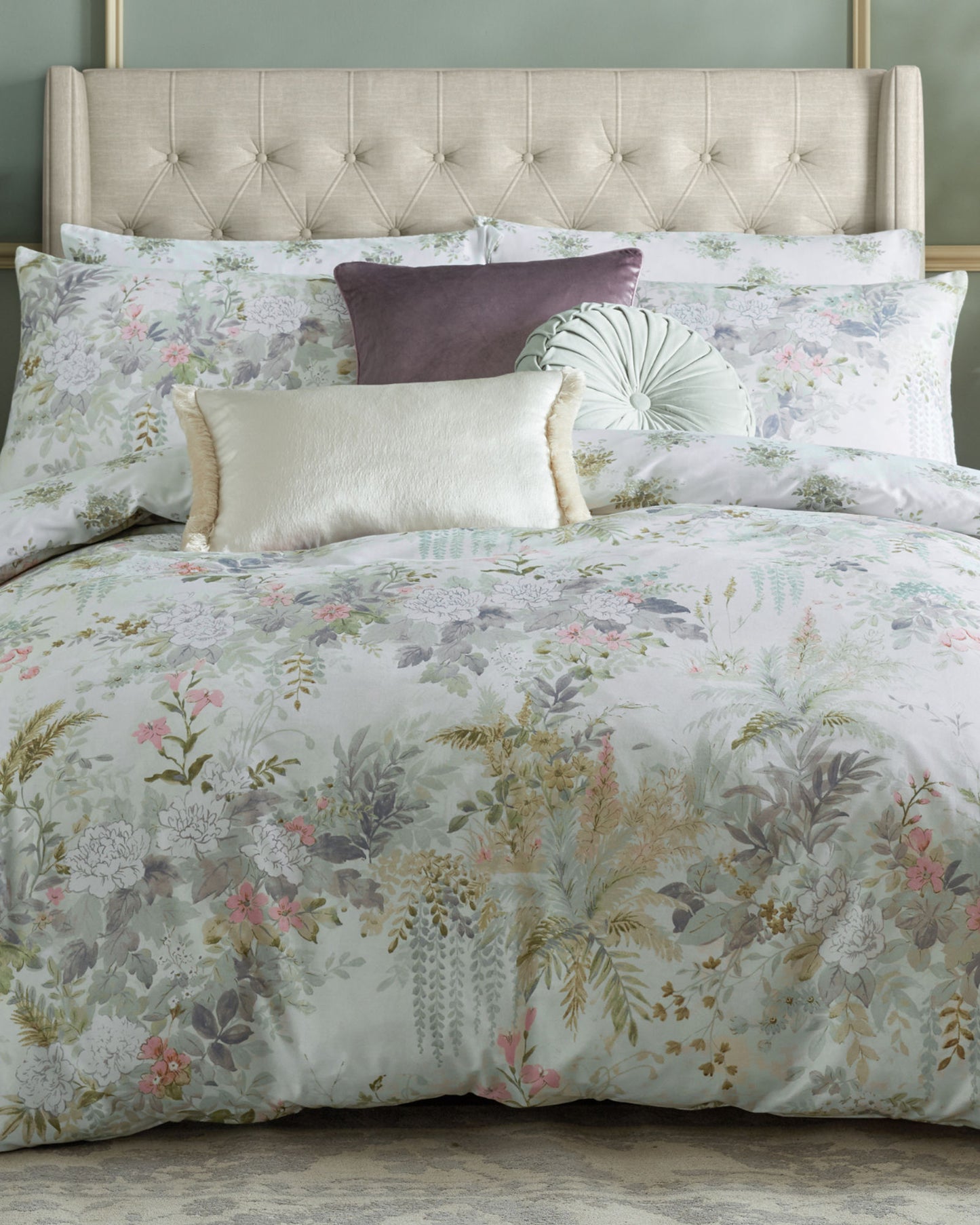 Laura Ashley "Linlithgow" Duvet Cover Set in Pale Lavender