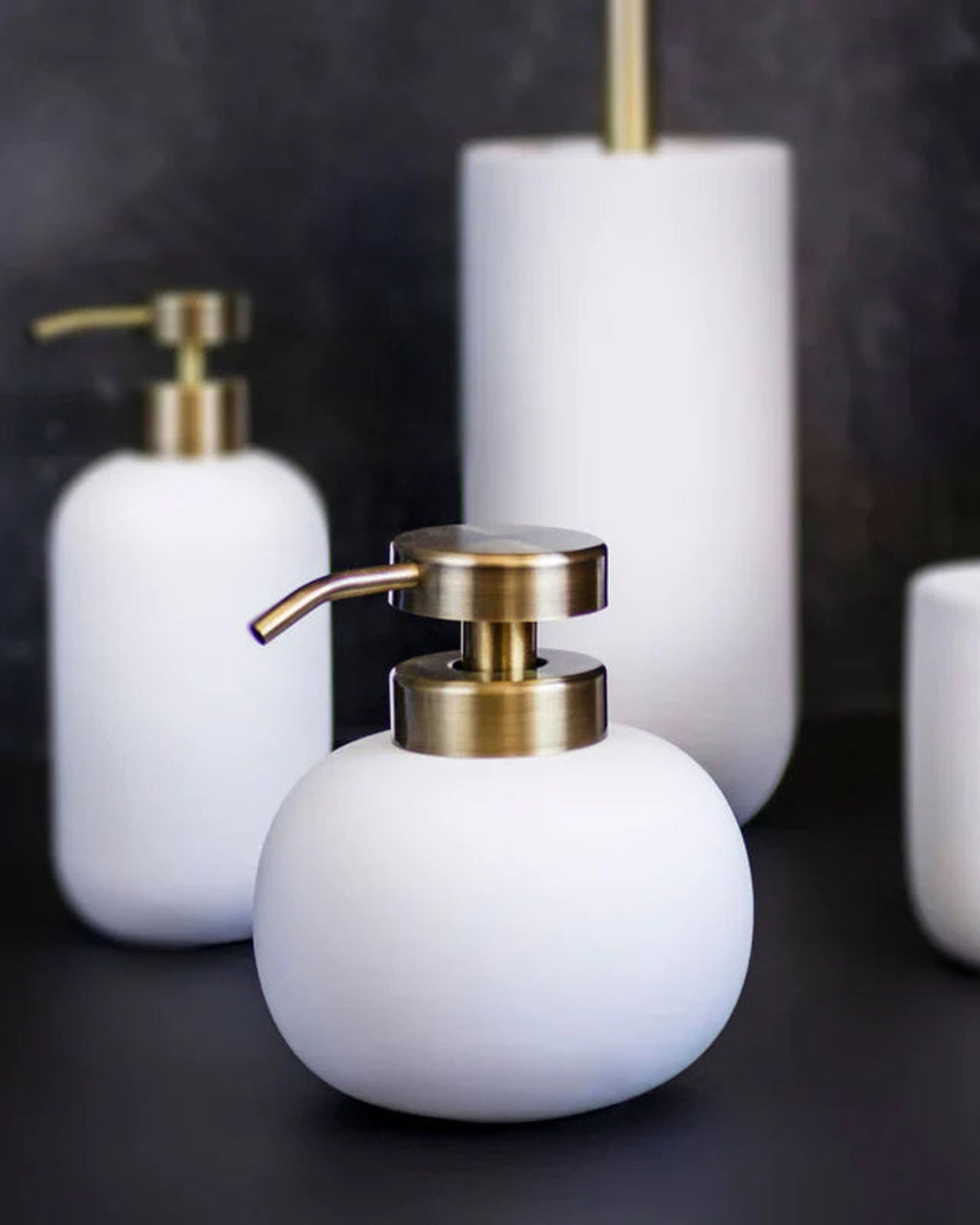 Mette Ditmer "Lotus" Bathroom Accessories in Off-White