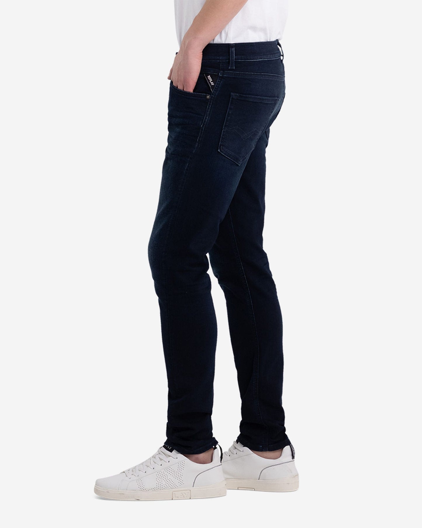 X-L.I.T.E. Slim Tapered Fit Mickym Jeans