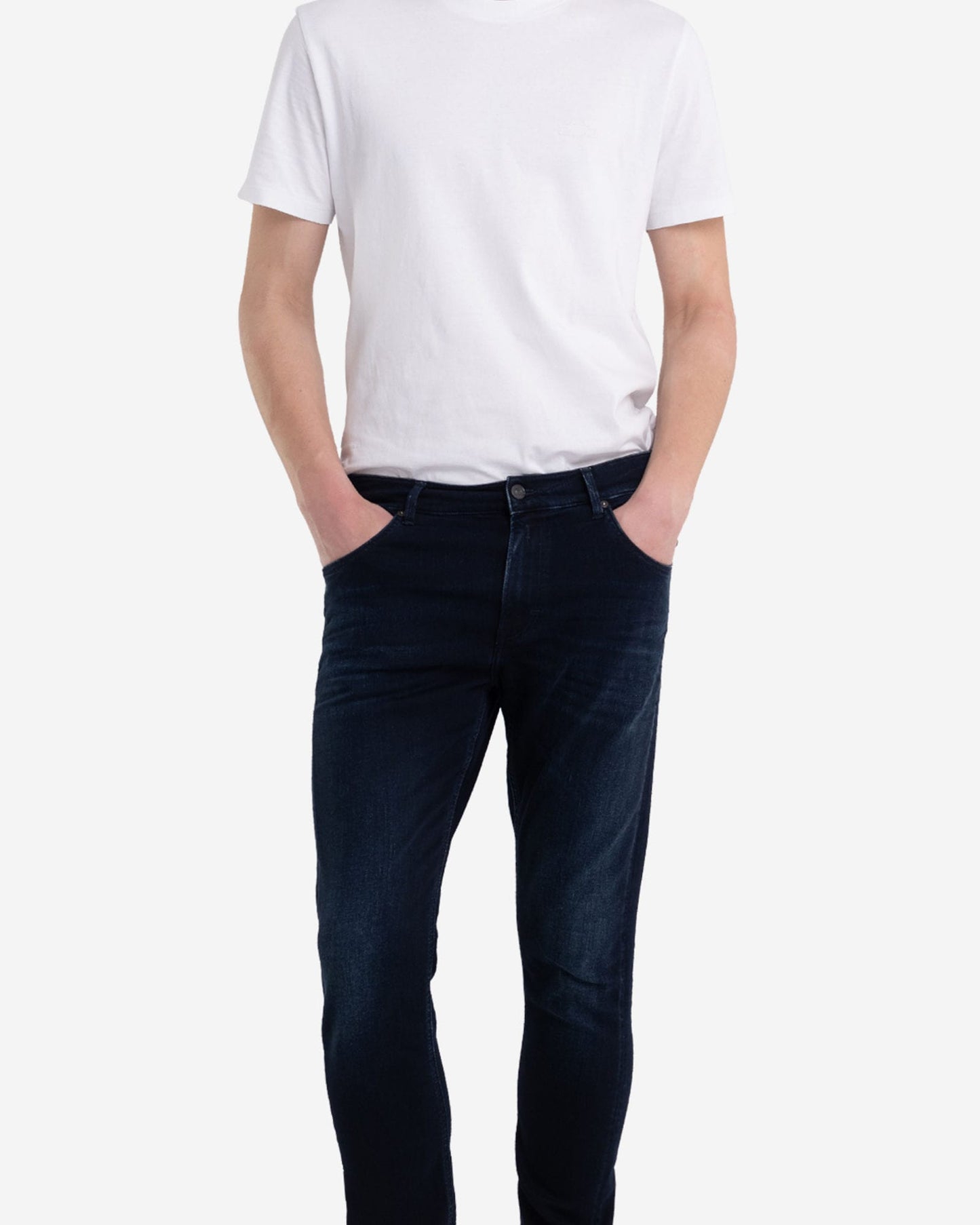X-L.I.T.E. Slim Tapered Fit Mickym Jeans