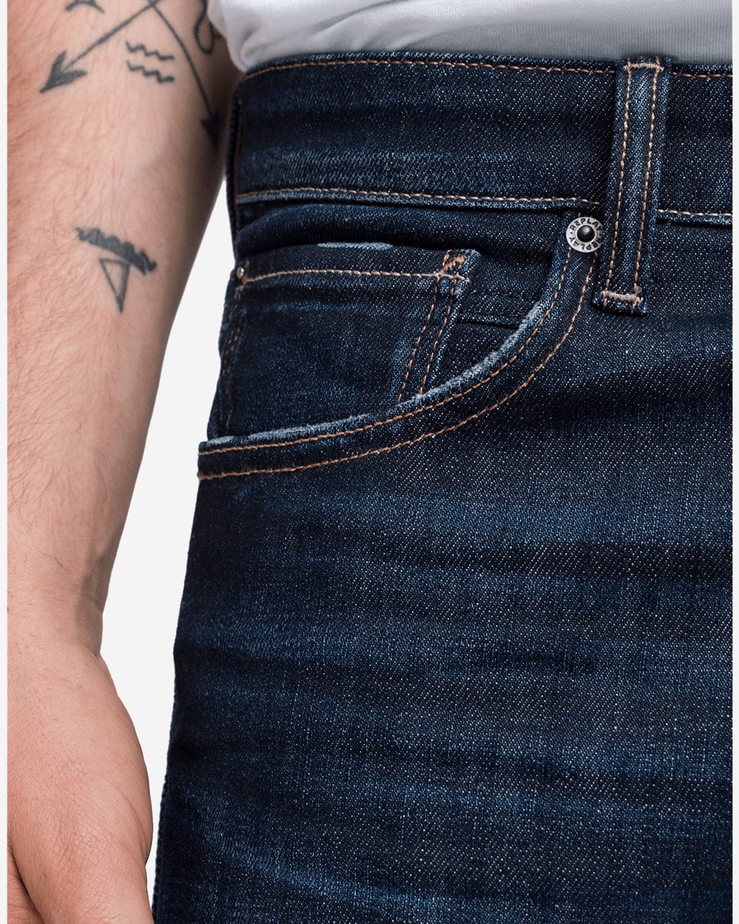 TAPERED FIT DONNY JEANS