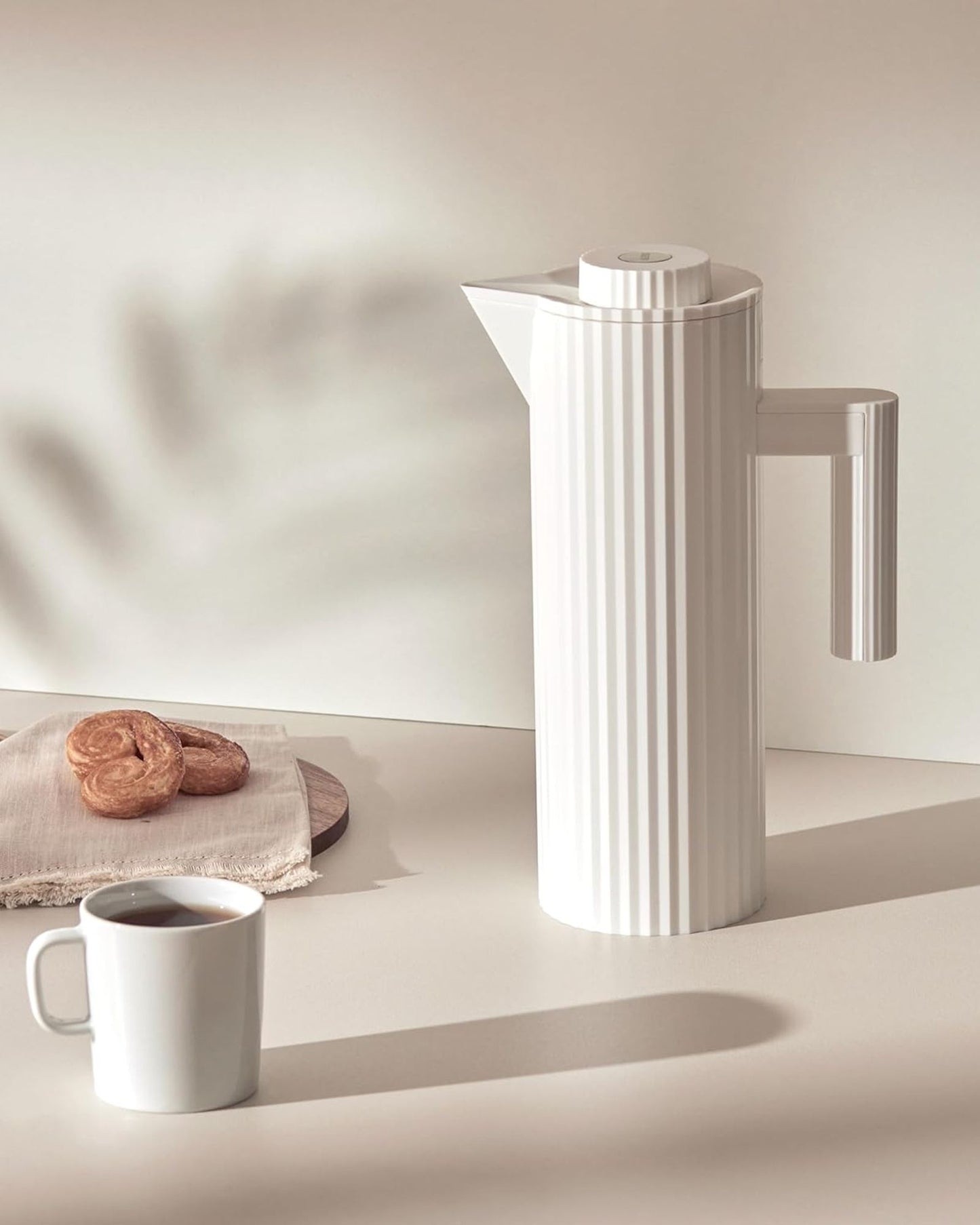 Alessi Plisse Jug Vacuum Glass W - MDL12W_ASI