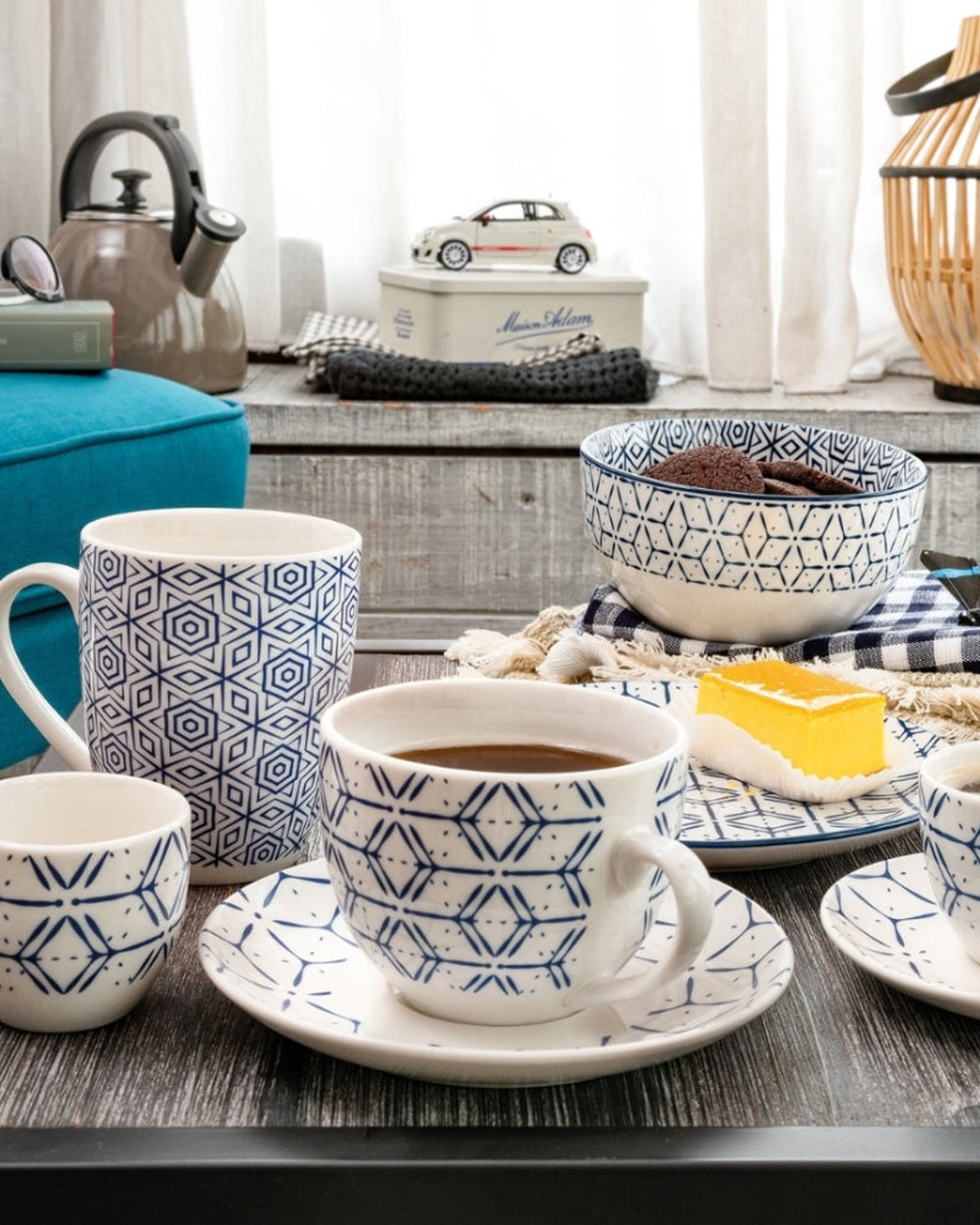 Tognana Pack of 6 Coffee Cups with Saucer, Coffee Cup Set Metropolis Down Town