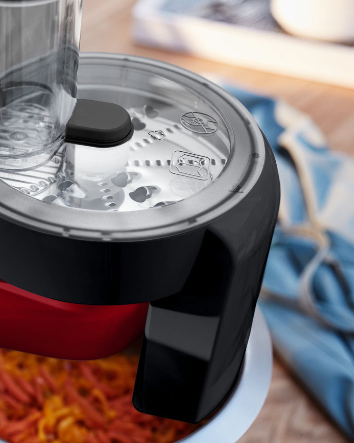 Bosch Kitchen Machine 3.8L 700W