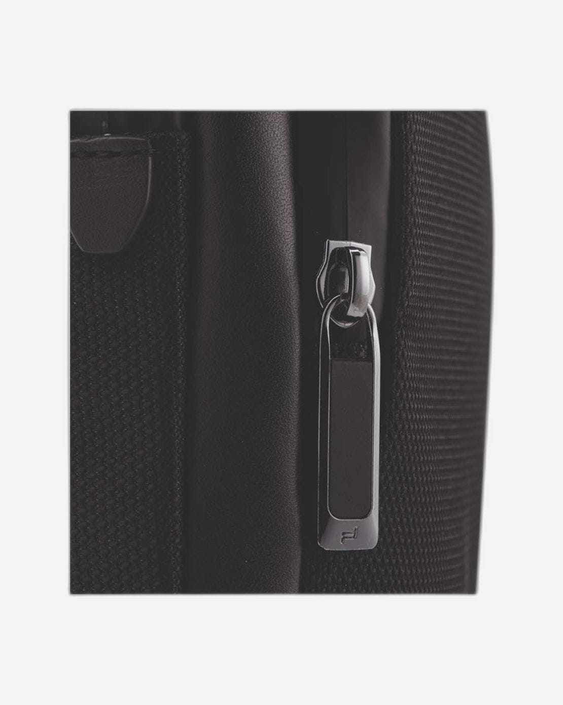 Porsche Design Roadster Nylon Shoulderbag S