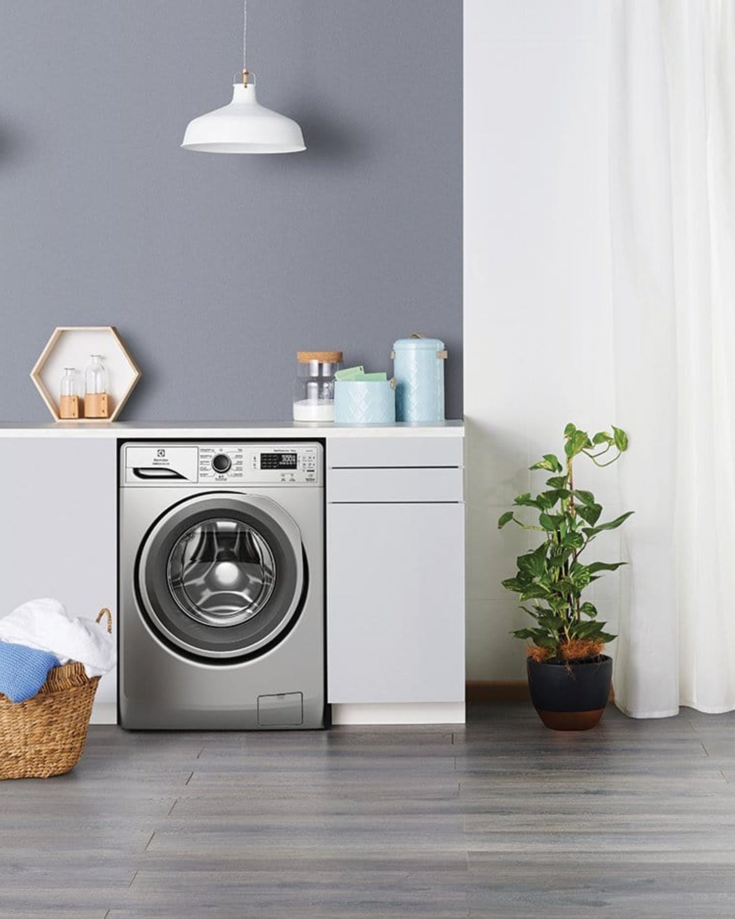 Electrolux 8kg Front Load Washing Machine