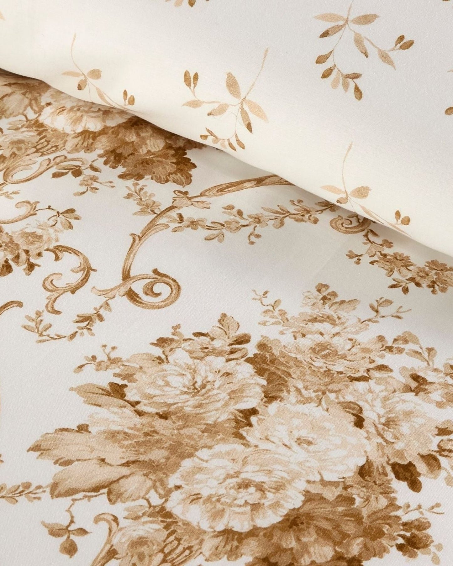 Christy Paris Comforter Set
