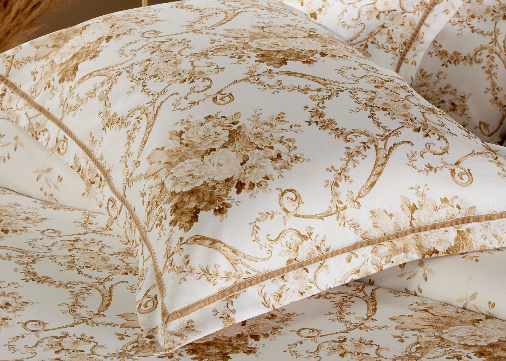 Christy Paris Duvet Cover Sets in Bronze