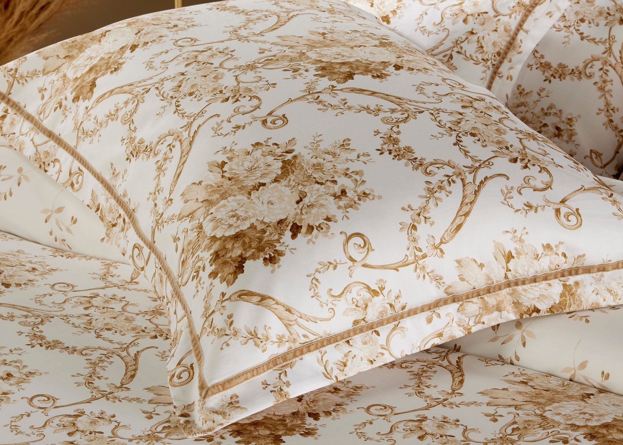 Christy "Paris" Comforter - Sheet Sets