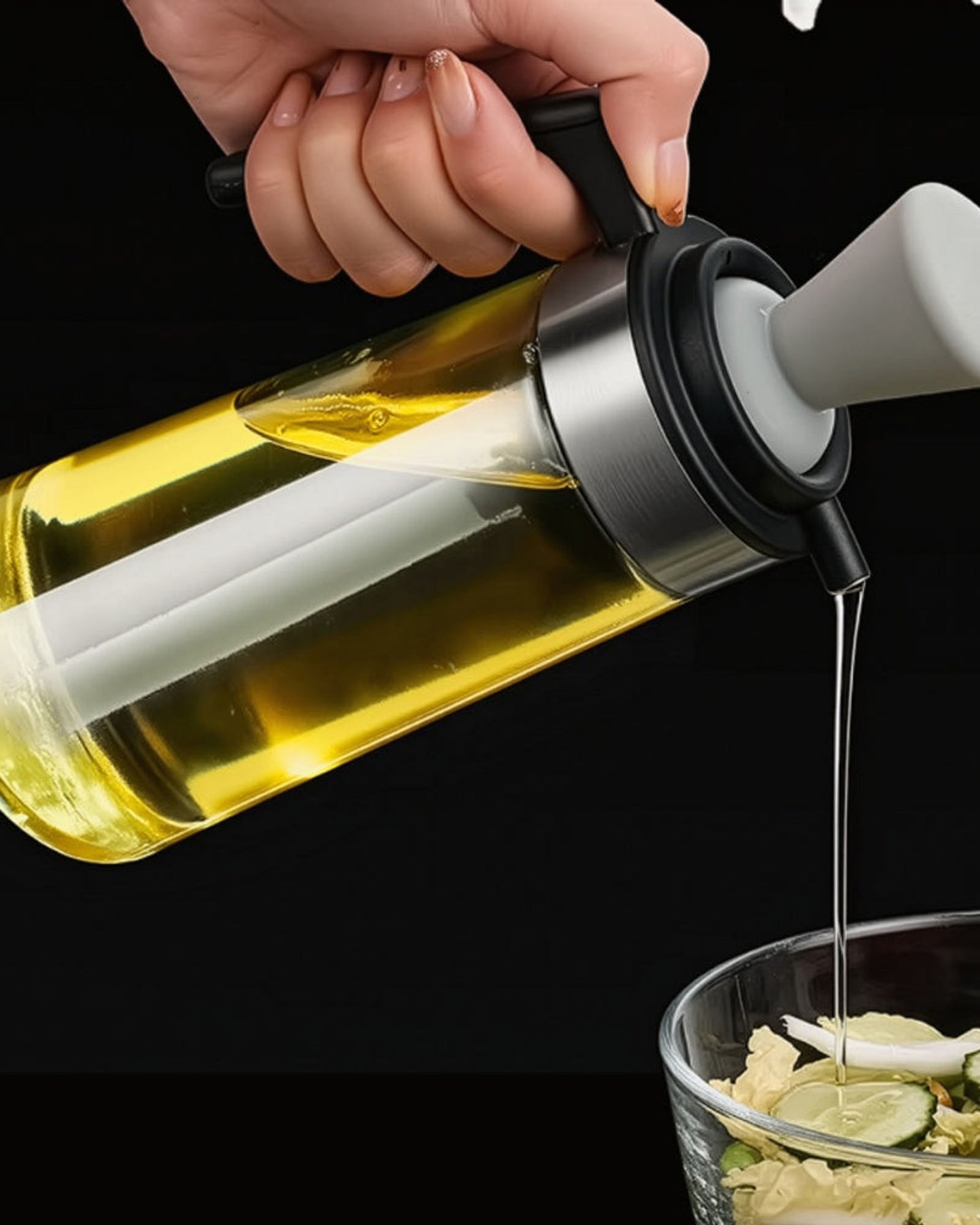 Cuisine Art Soda Lime Glass Vicky 2 in 1 Oil Dispenser with Brush, 550ml, Transparent