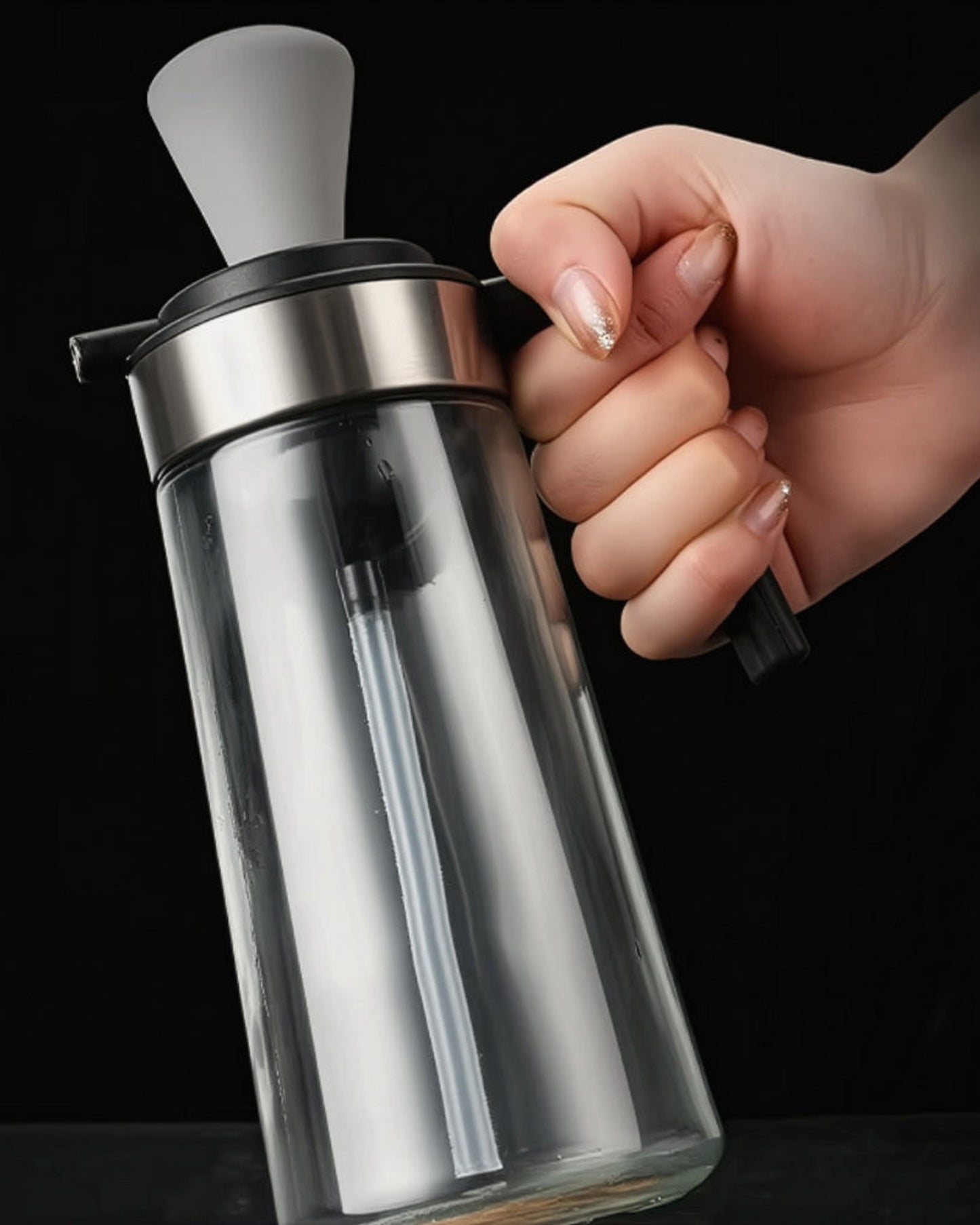 Cuisine Art Soda Lime Glass Vicky 2 in 1 Oil Dispenser with Brush, 550ml, Transparent