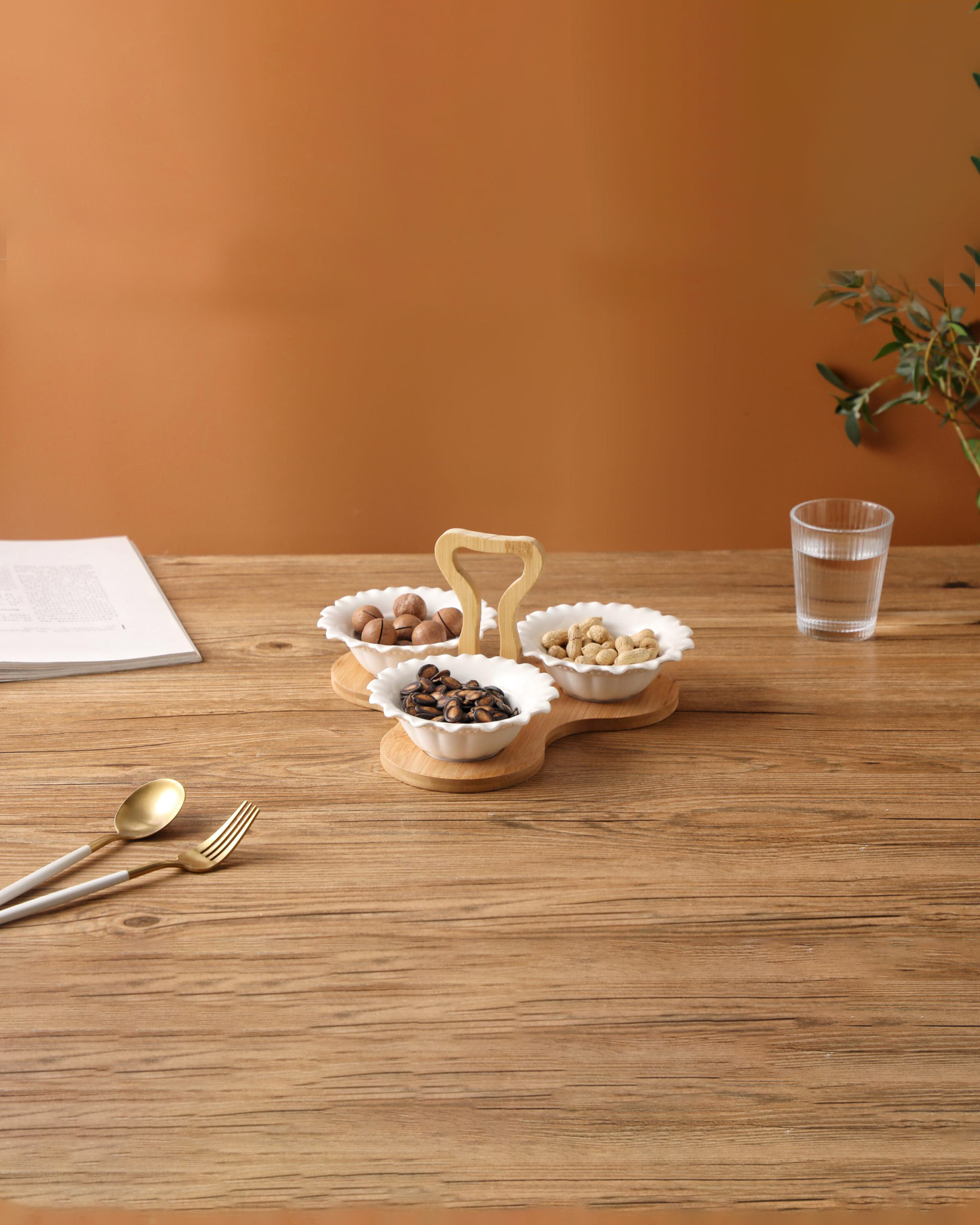 Shallow Porcelain Bowls with Bamboo Stand