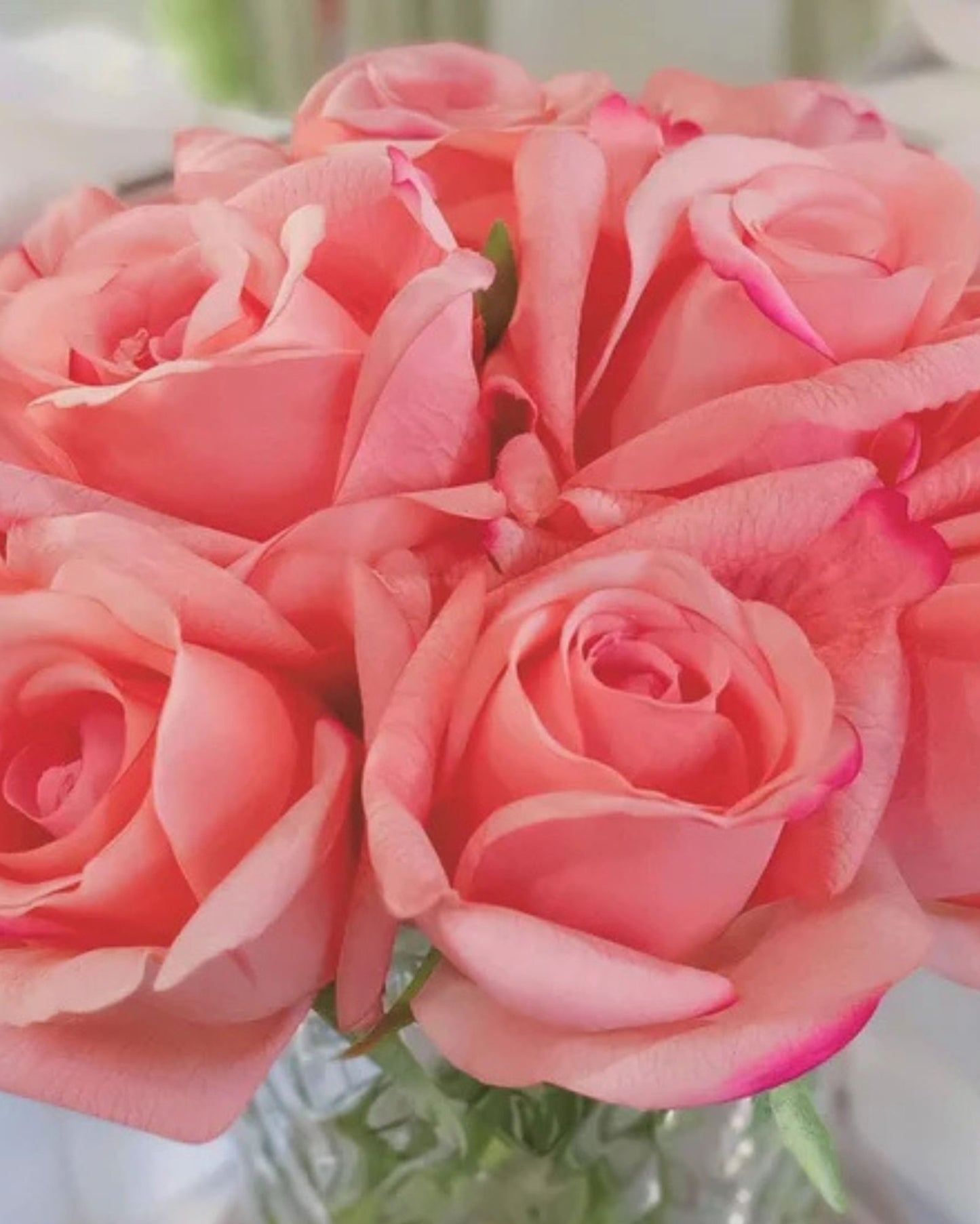 "Rose Buds Herringbone Bouquet" in Glass Vase with Artificial Silk Flowers