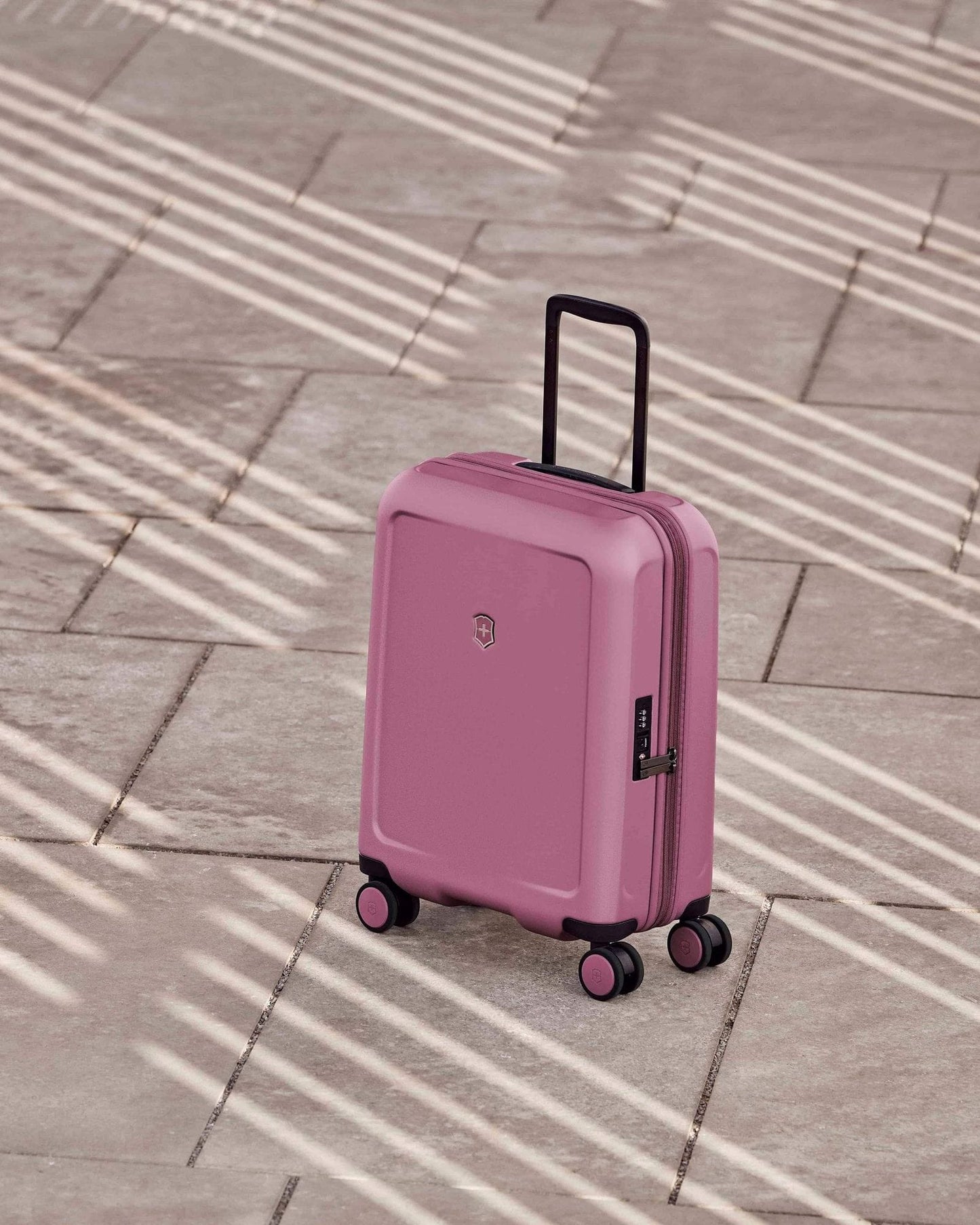 VICTORINOX CONNEX CASSIS