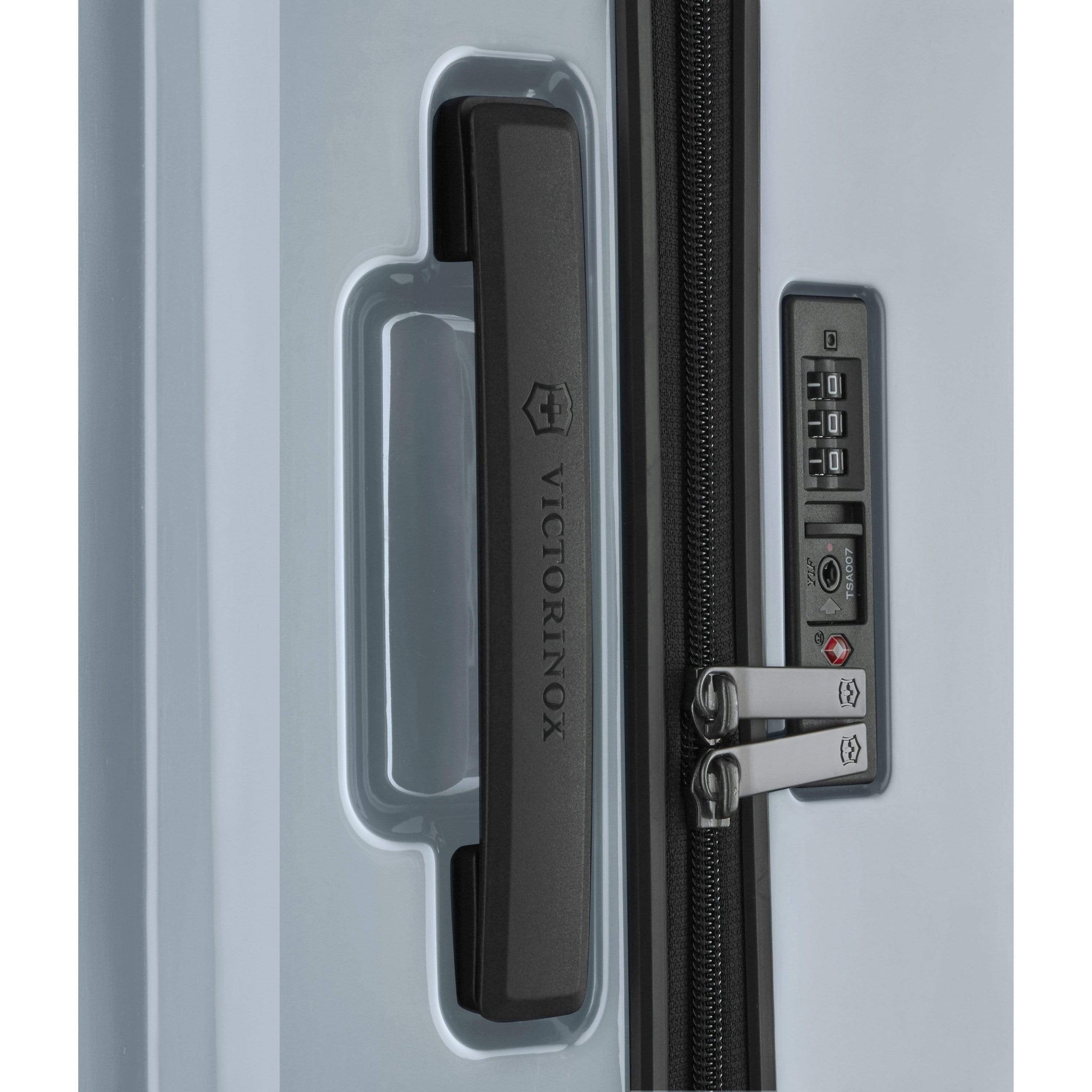 Victorinox Airox Luggage