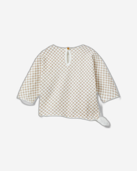 Optical t-shirt with knot