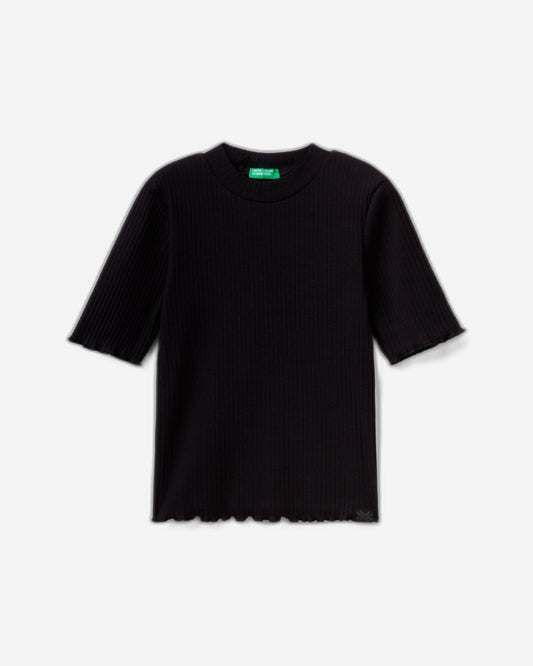 Short sleeve turtleneck t-shirt