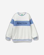 Sweatshirt with logo embroidery