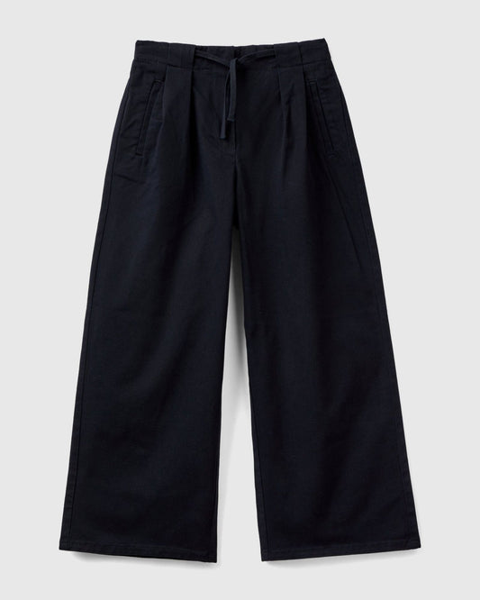 Wide fit trousers in stretch cotton