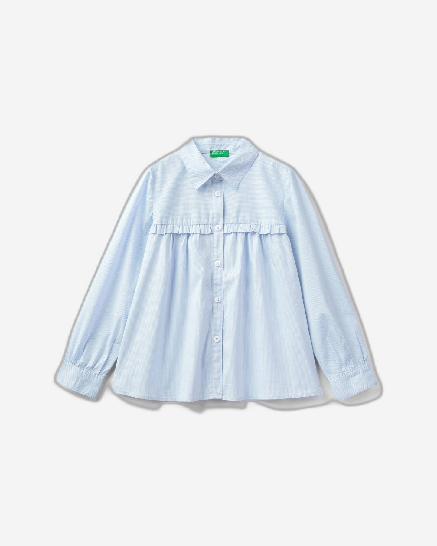 Shirt with rouches on the yoke