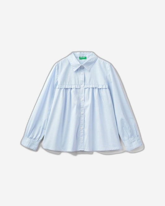 Shirt with rouches on the yoke