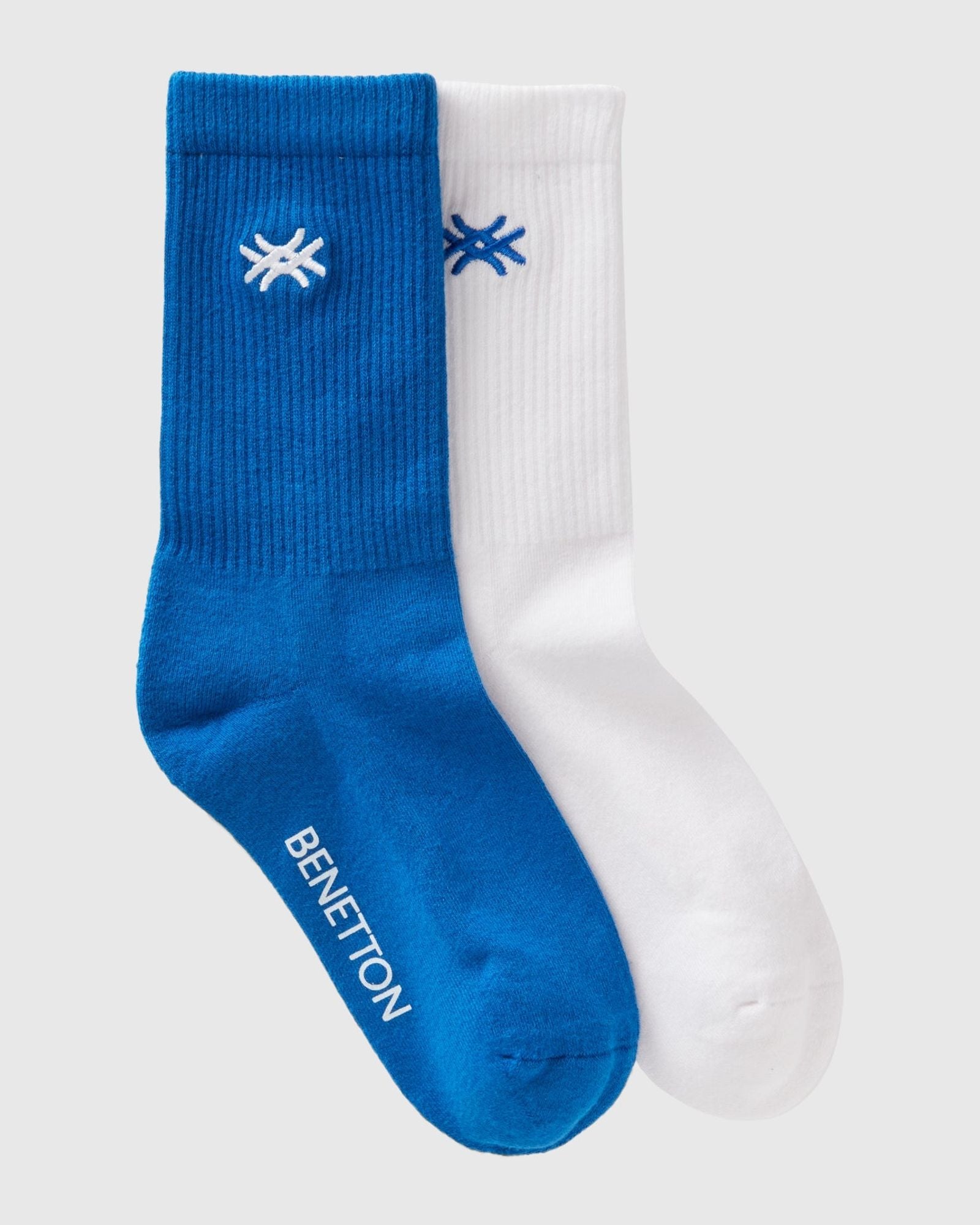 Set of athletic socks