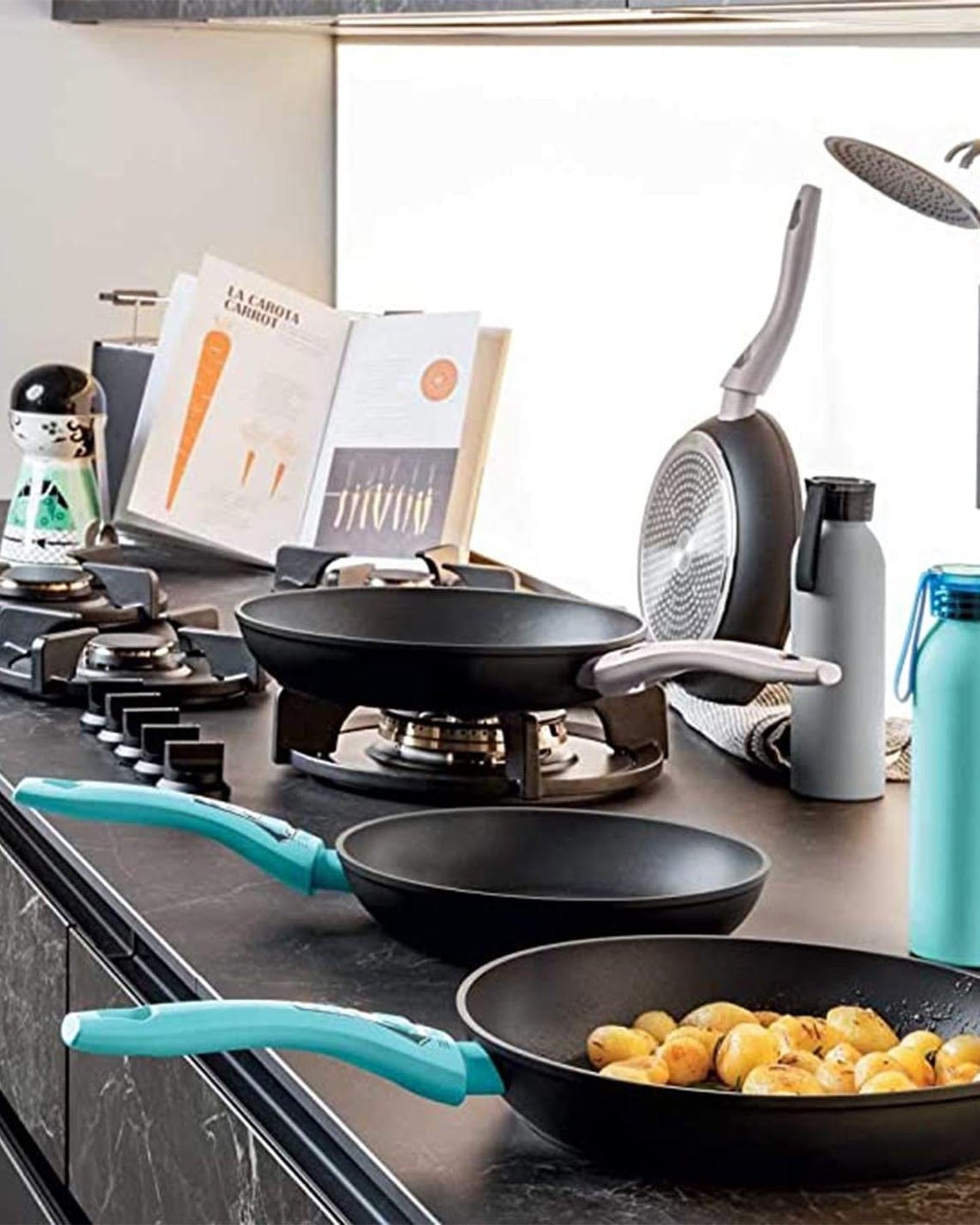 Tognana Bottle + Frying Pans Set Grey