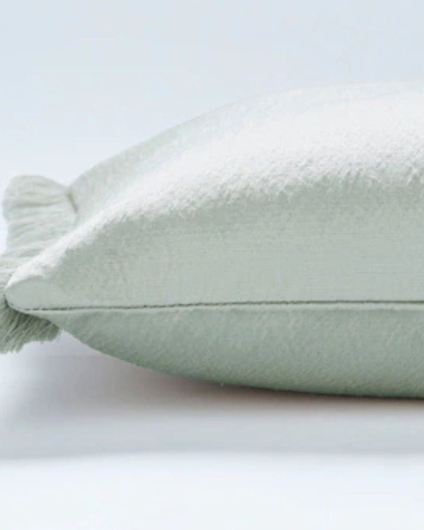 Laura Ashley "Carys" Decorative Filled Cushion - 30 x 50 cm