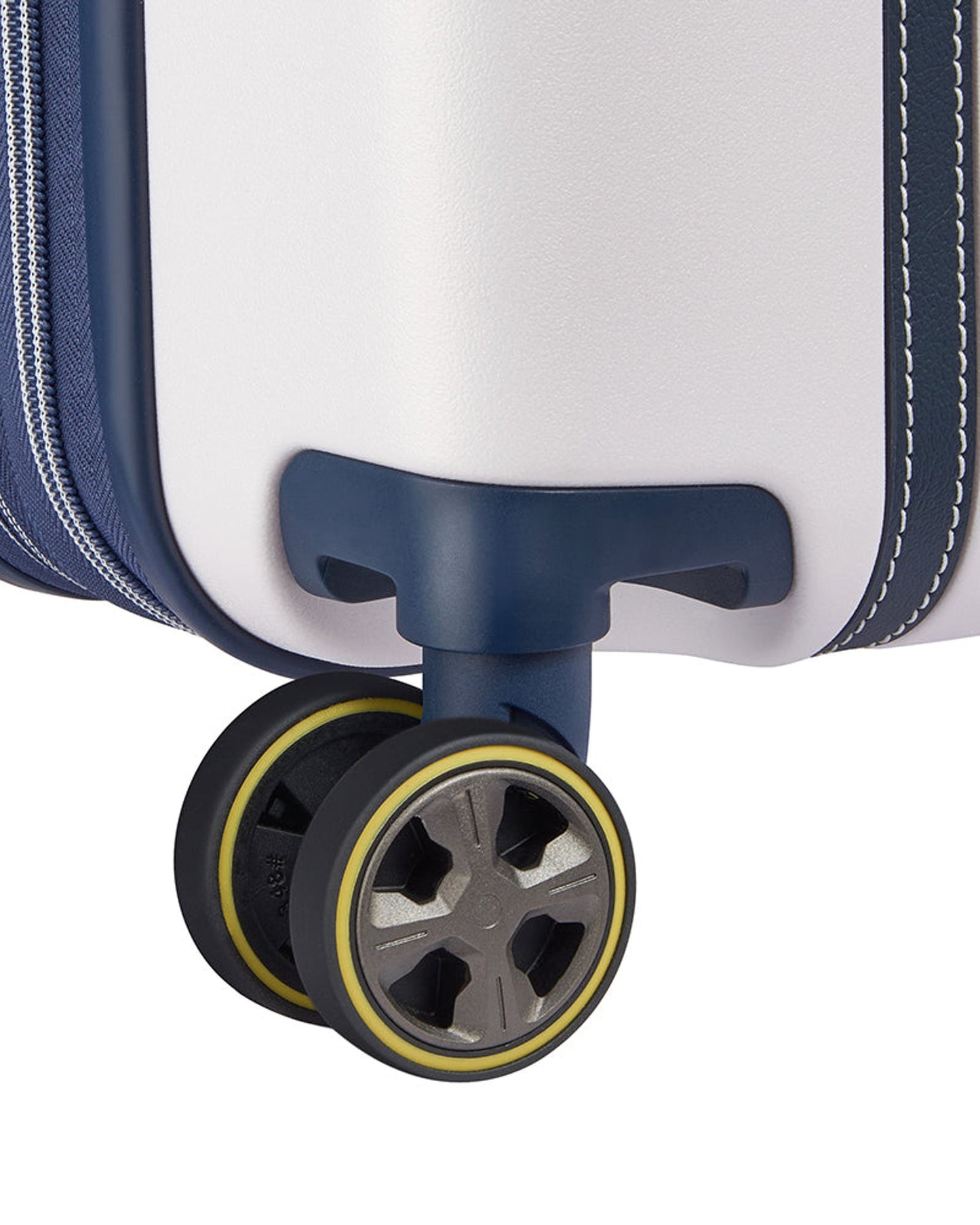 Delsey Paris Cadence Luggage