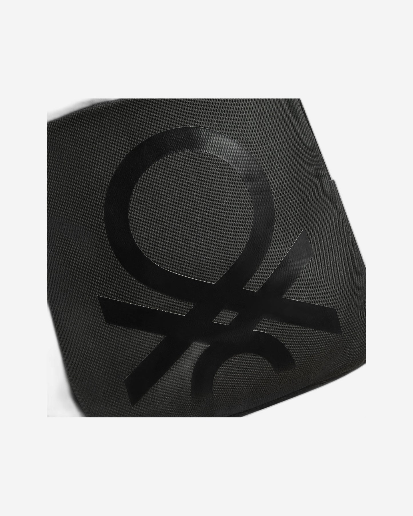 UCB Fabrica Round 15.6'' Laptop Backpack