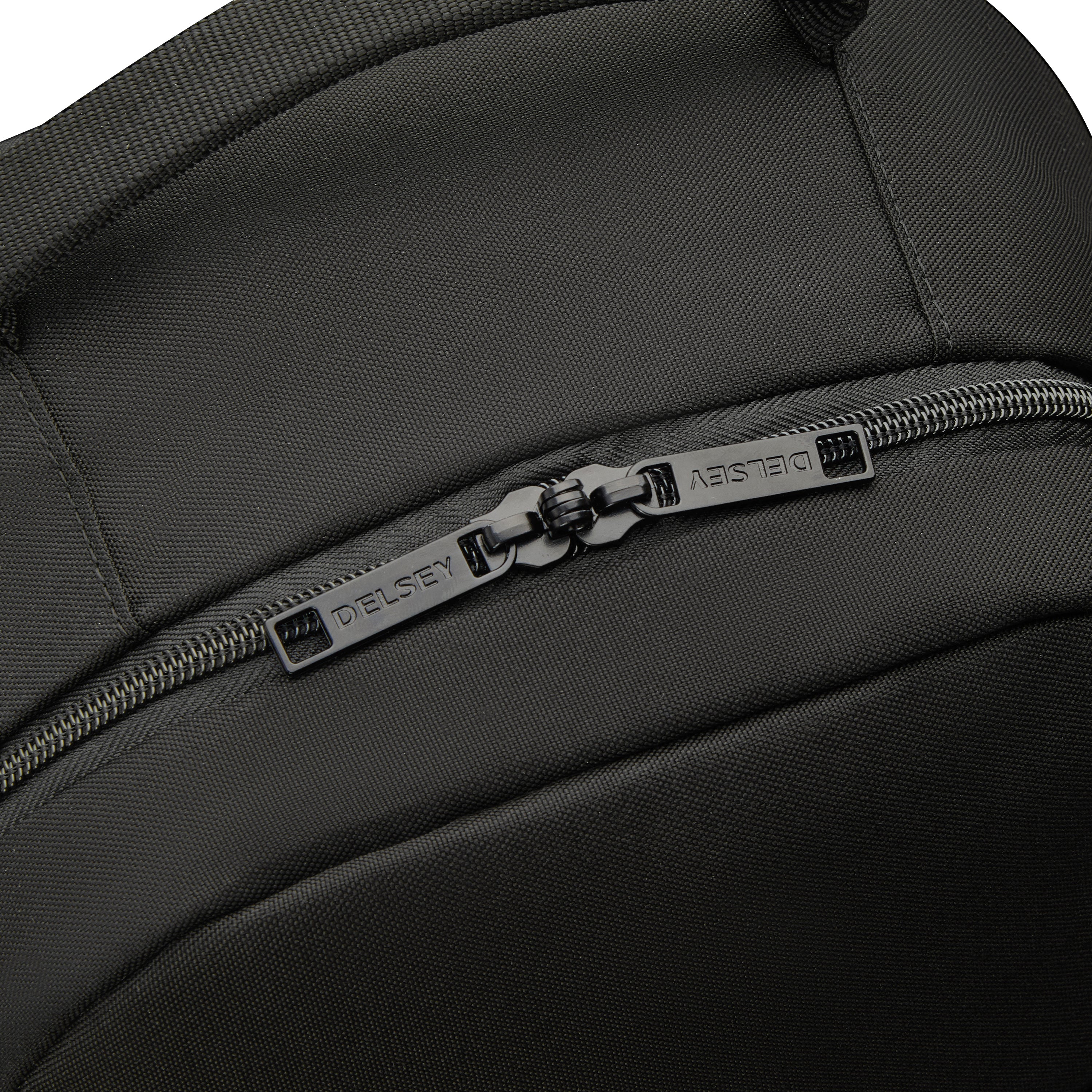 UCB Fabrica Round 15.6'' Laptop Backpack