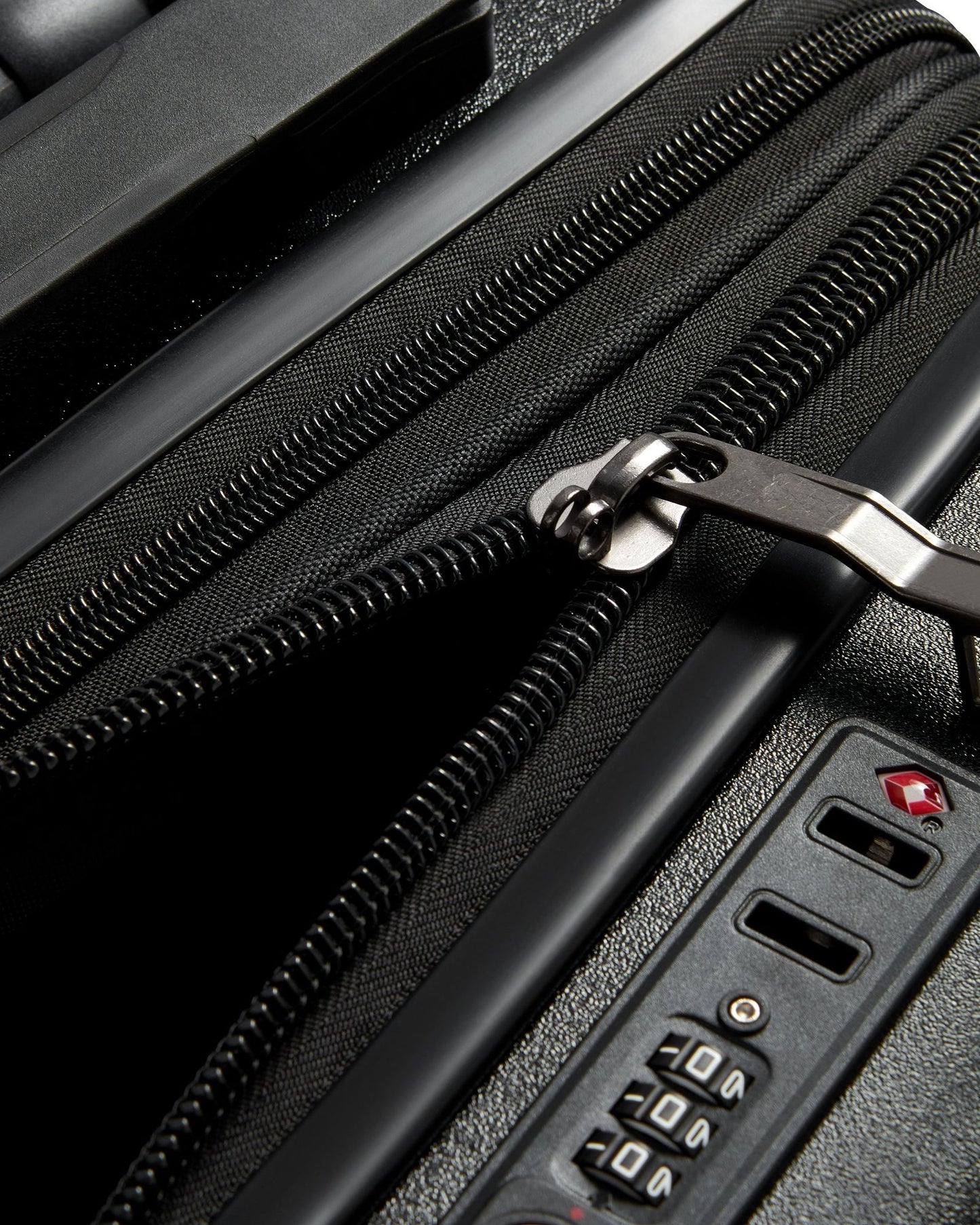 Jeep JH002B Hardcase 4 Double Wheel Expandable Trolley