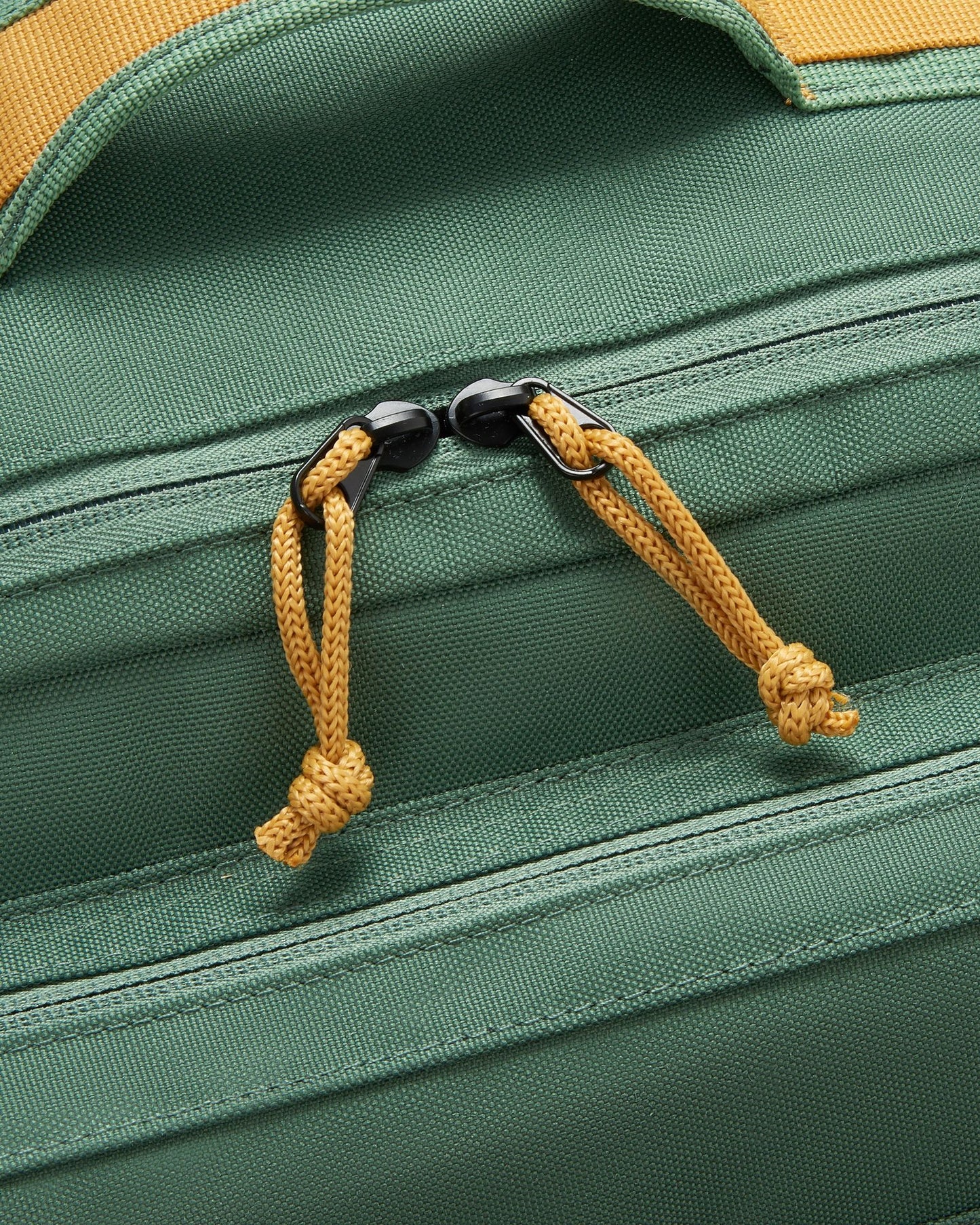 Jeep JS011B Versatile 26L Capacity Multipurpose Backpack