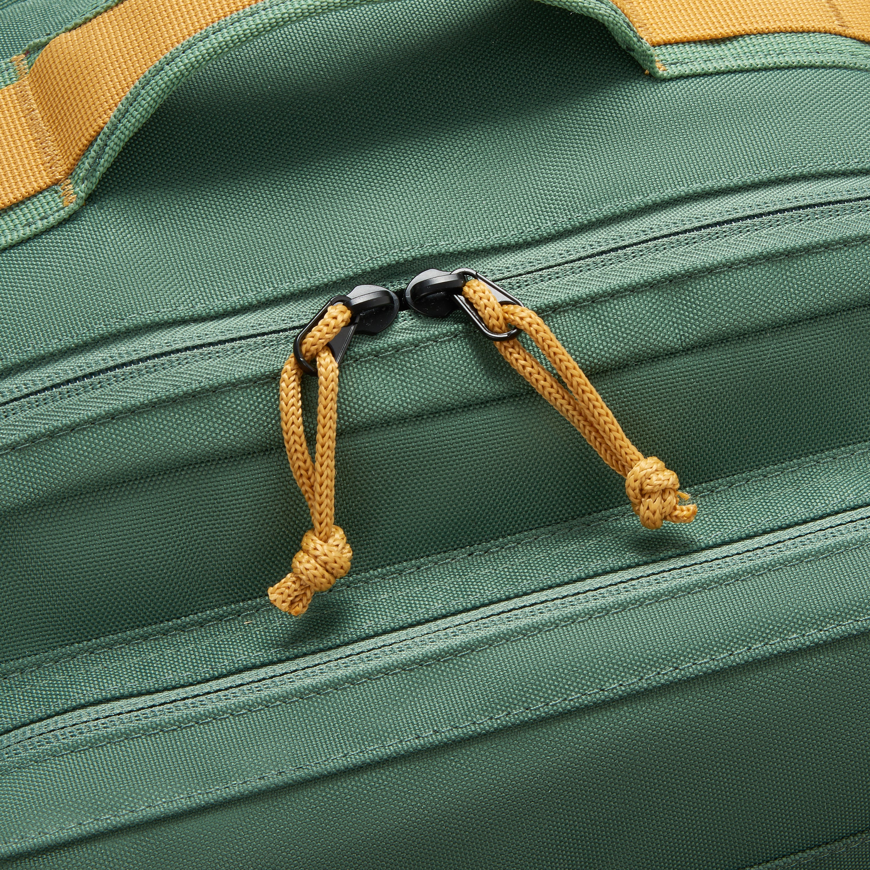 Jeep JS011B Versatile 26L Capacity Multipurpose Backpack