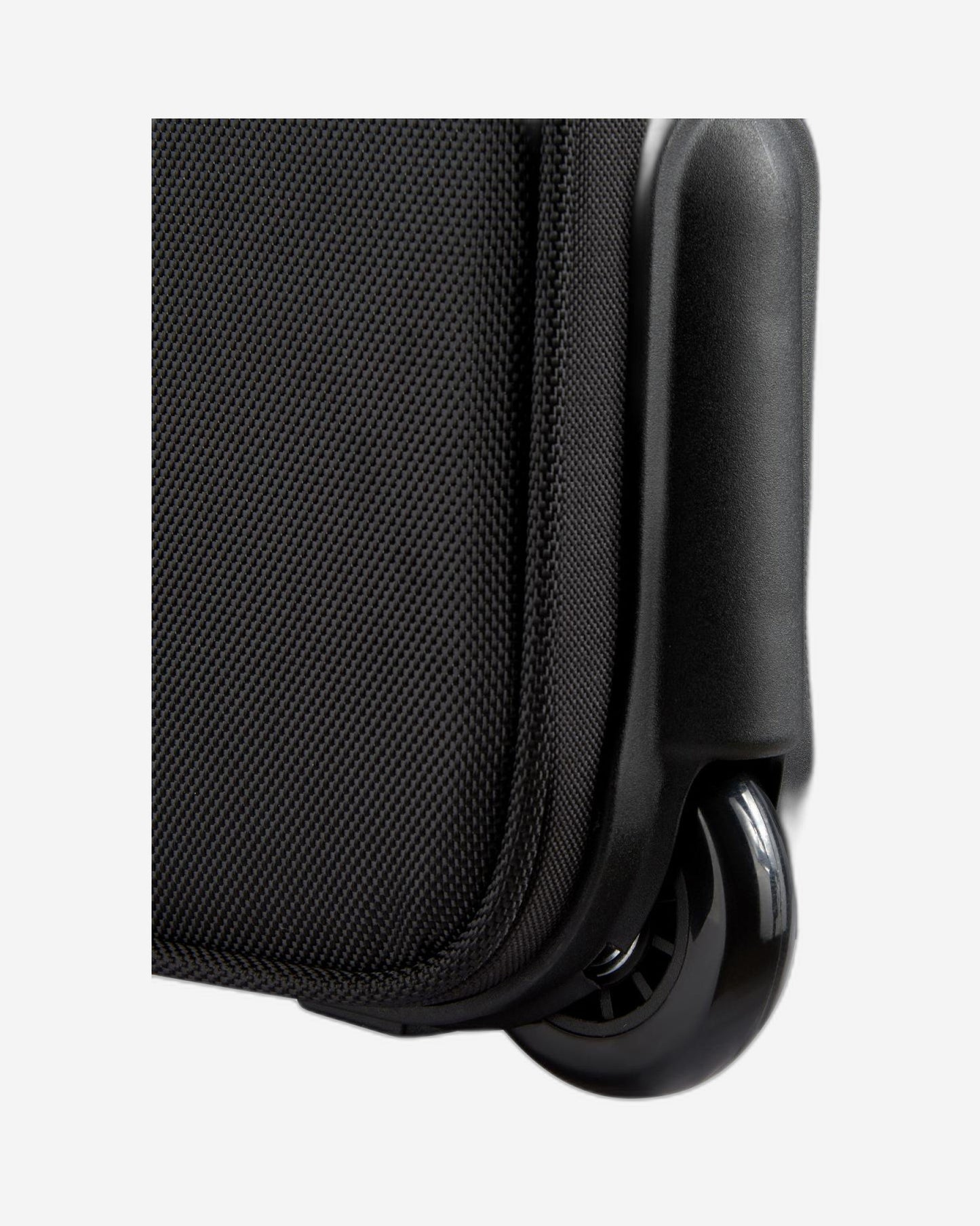 Delsey Paris Parvis Plus Luggage